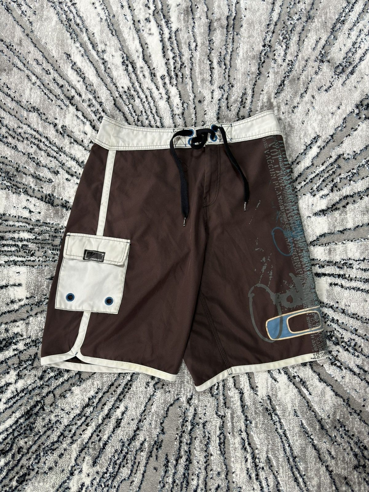 Oakley Oakley Vintage Swim Shorts Swimwear Surf Travis Brown Size US 32 / EU 48 - 1 Thumbnail