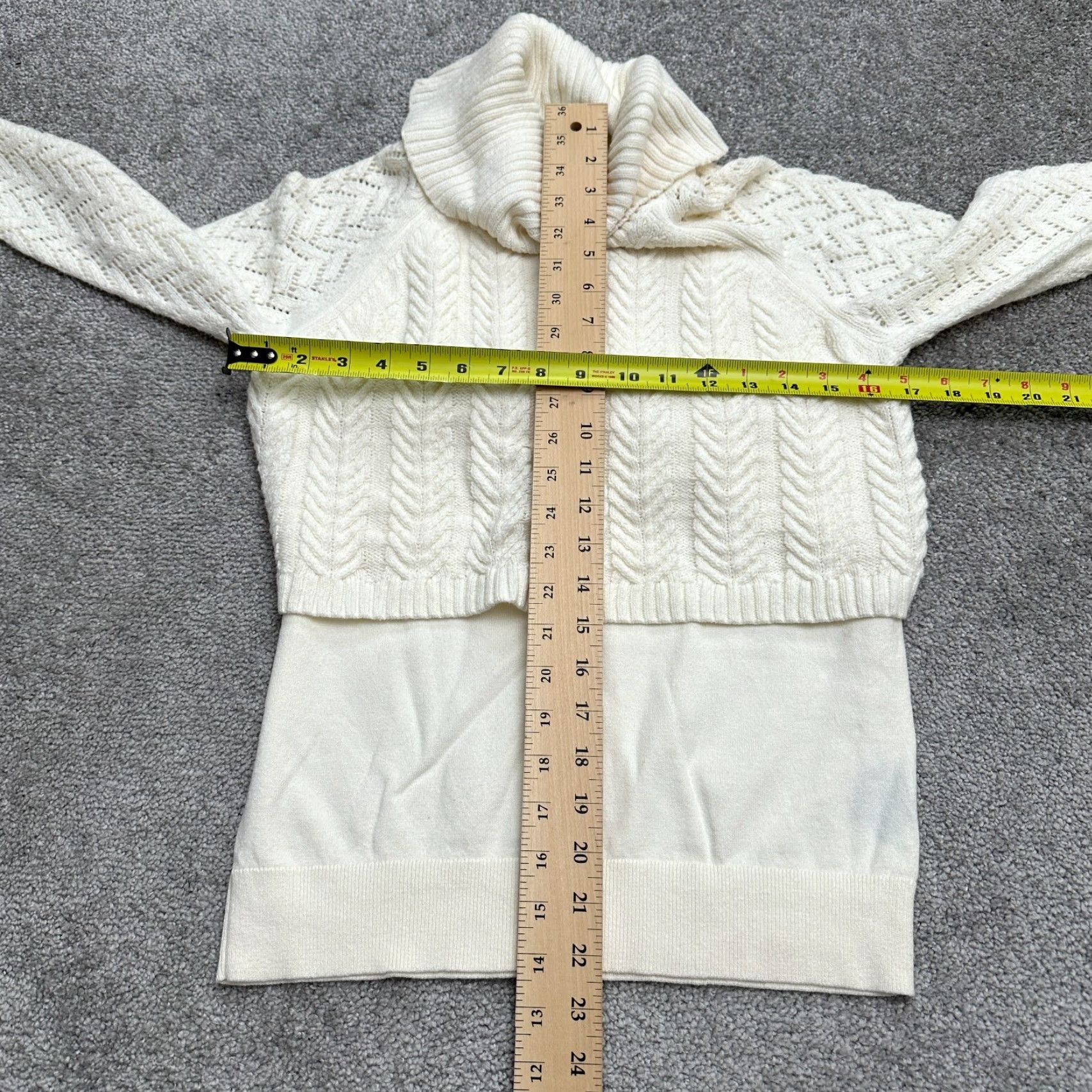 Vince Camuto Vince Camuto Sweater Womens Small Ivory Cable Knit Turtleneck Raglan Long Sleeve Size S / US 4 / IT 40 - 6 Thumbnail
