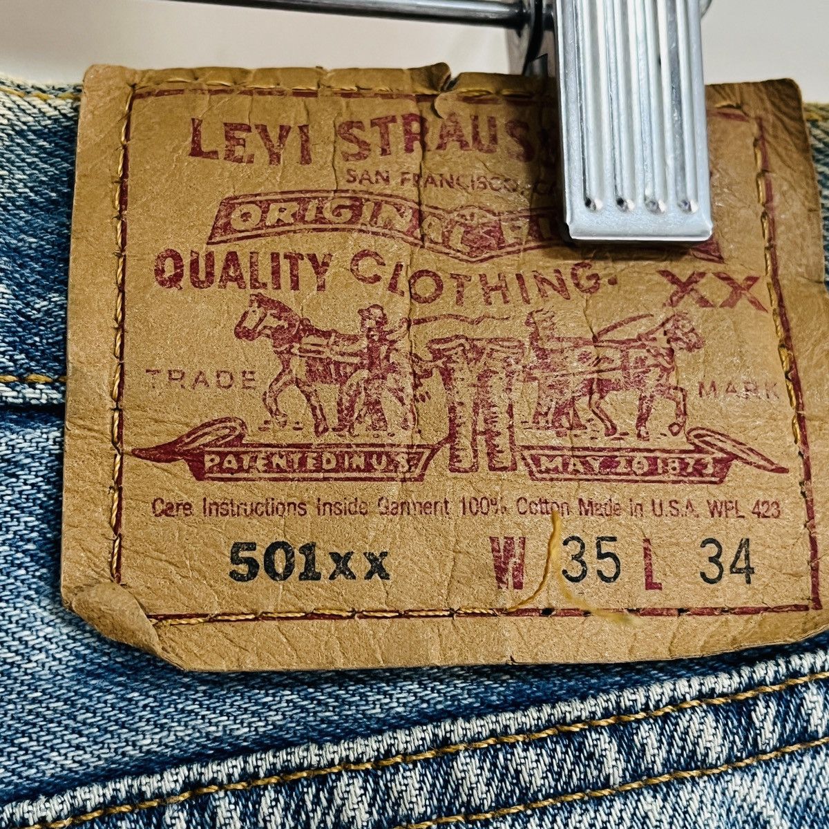 Levi's Vintage Distressed Levis 501XX 1997 Made In USA Jeans Size US 35 - 13 Thumbnail