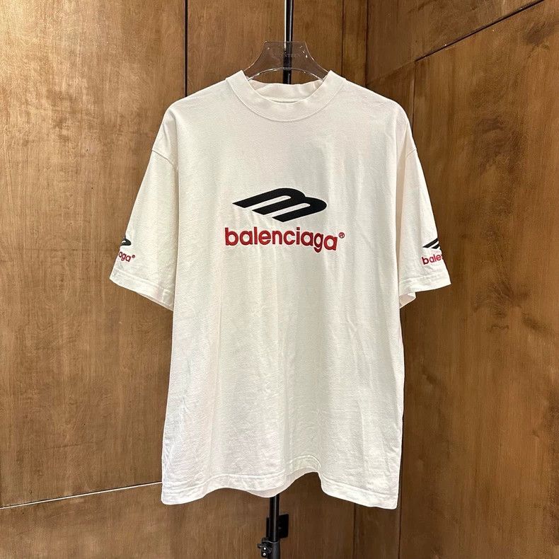Balenciaga Balenciaga 3B Embroidered Logo White Crew Neck Short Sleev Size US S / EU 44-46 / 1 - 1 Thumbnail