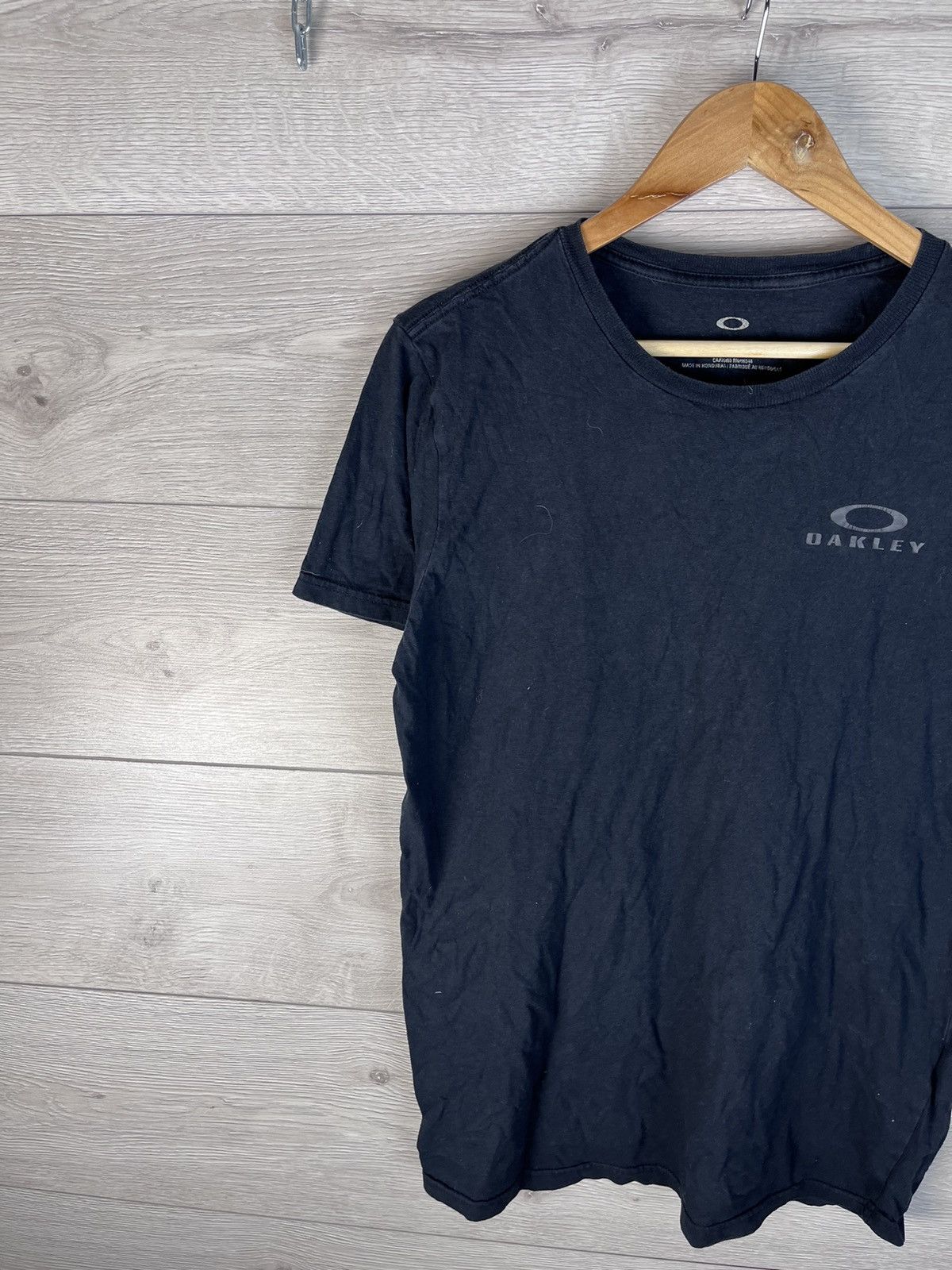 Oakley Mens T-shirt Oakley size M Size US M / EU 48-50 / 2 - 4 Thumbnail
