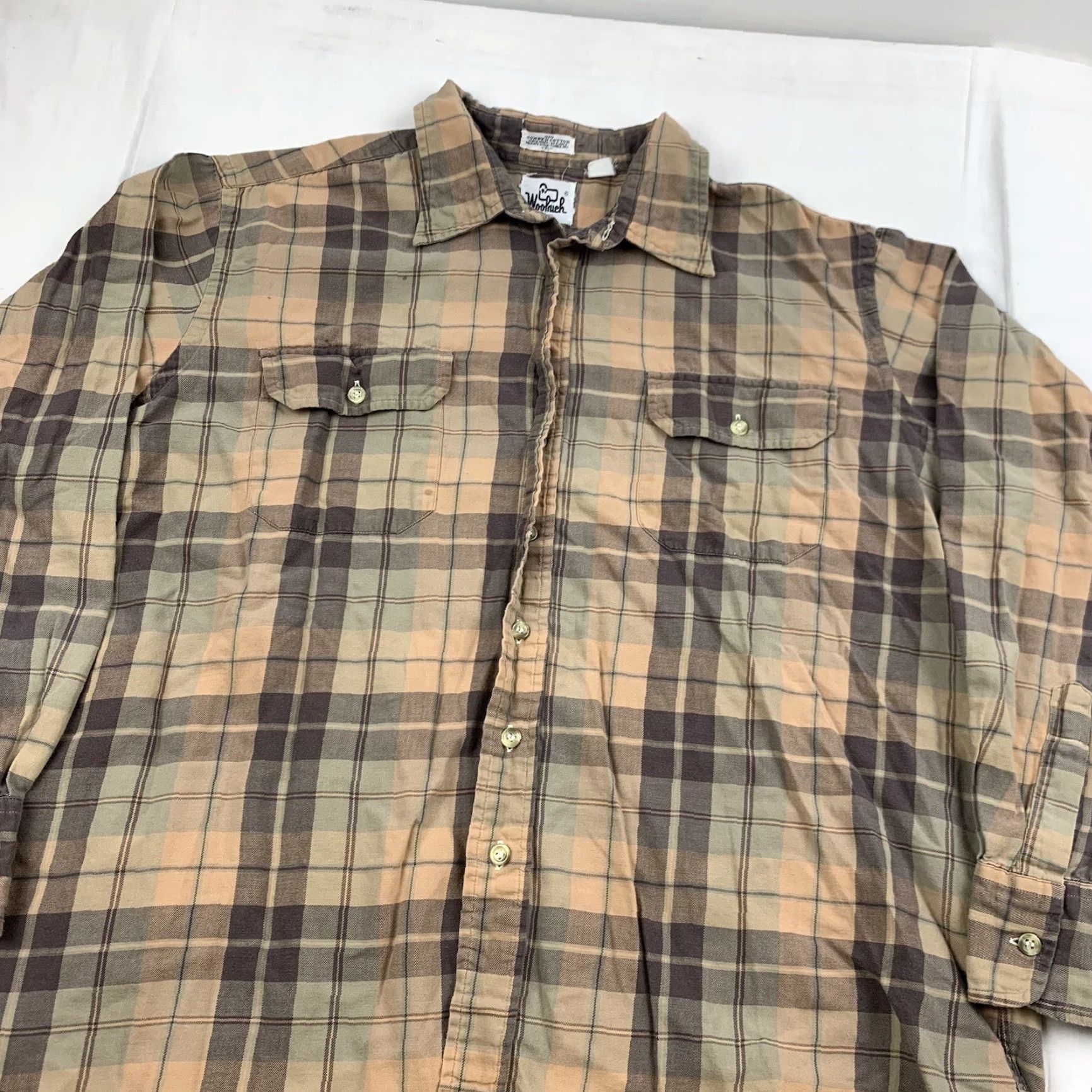 Vintage VINTAGE Woolrich Button-Up Shirt Adult XL Brown Plaid Light Weight 90s Outdoor Mens Woolrich Regular Long Sleeve Button-Up Size US XL / EU 56 / 4 - 6 Thumbnail
