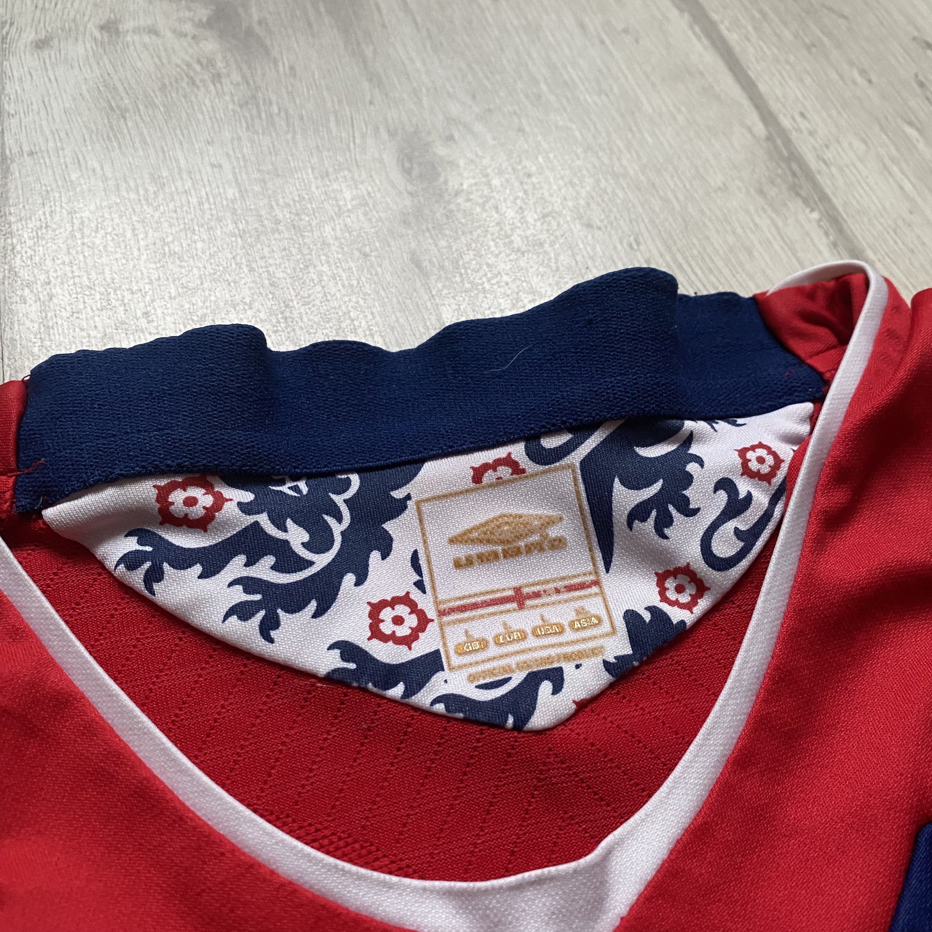 Umbro ⚽️ Vintage Umbro England Soccer jersey Center logo Blockore Size US L / EU 52-54 / 3 - 5 Thumbnail