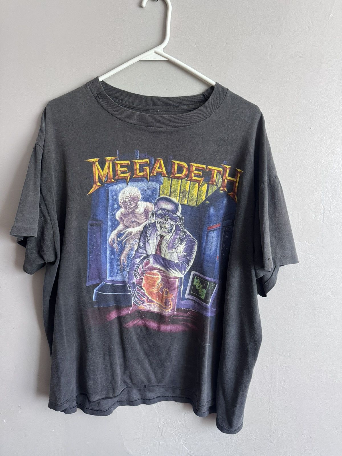 Vintage Megadeth 1991 Rust in Peace Tour Tee Size US L / EU 52-54 / 3 - 1 Thumbnail