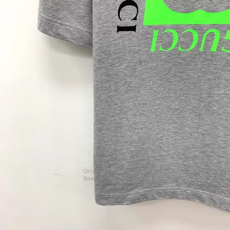 Gucci Gucci Size XXXS Gray logo letter print cotton round-neck sh Size XXS / US 00 / IT 34 - 4 Thumbnail