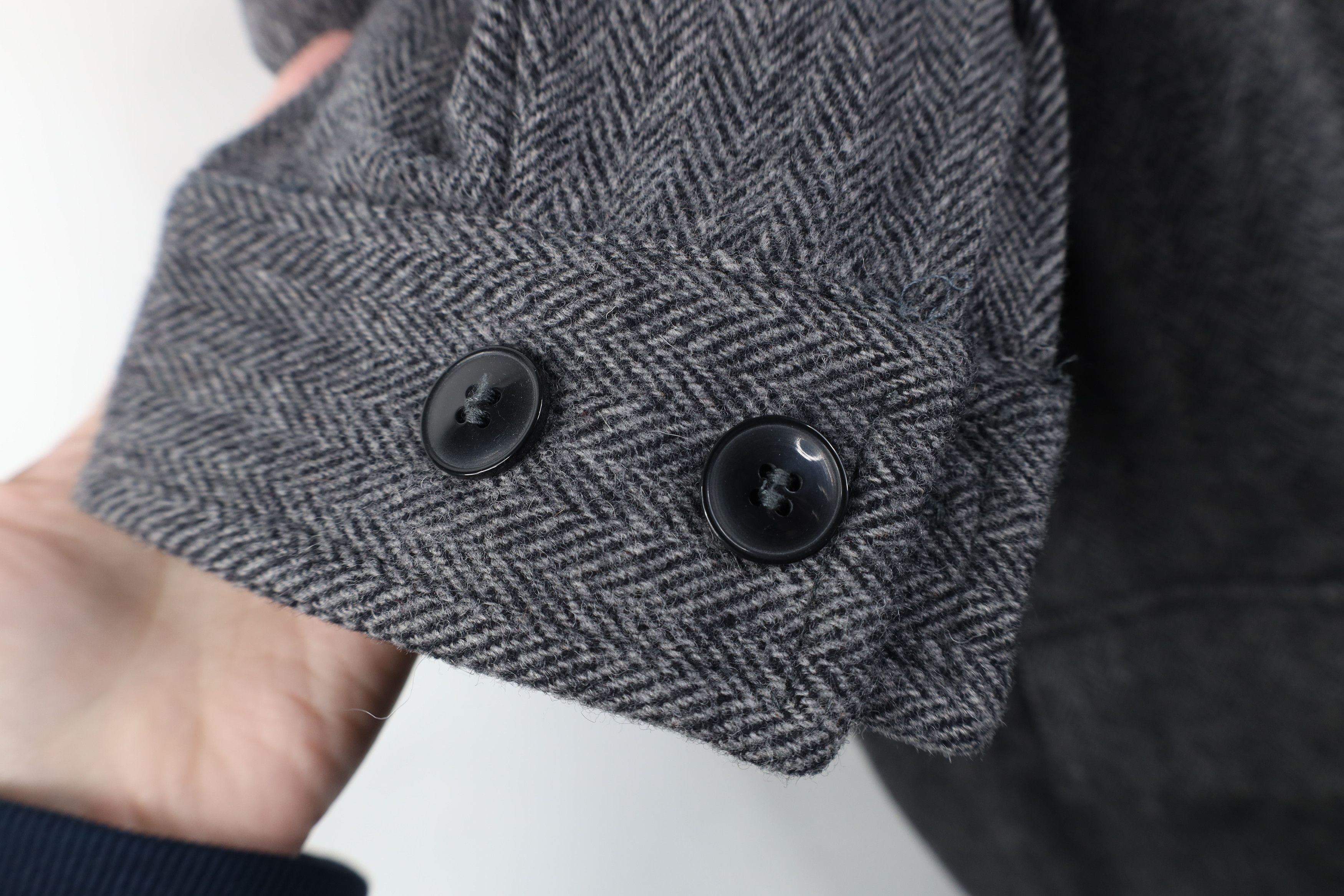 Vintage Vintage 90s Streetwear Herringbone Chore Barn Shirt Jacket Size US L / EU 52-54 / 3 - 7 Thumbnail