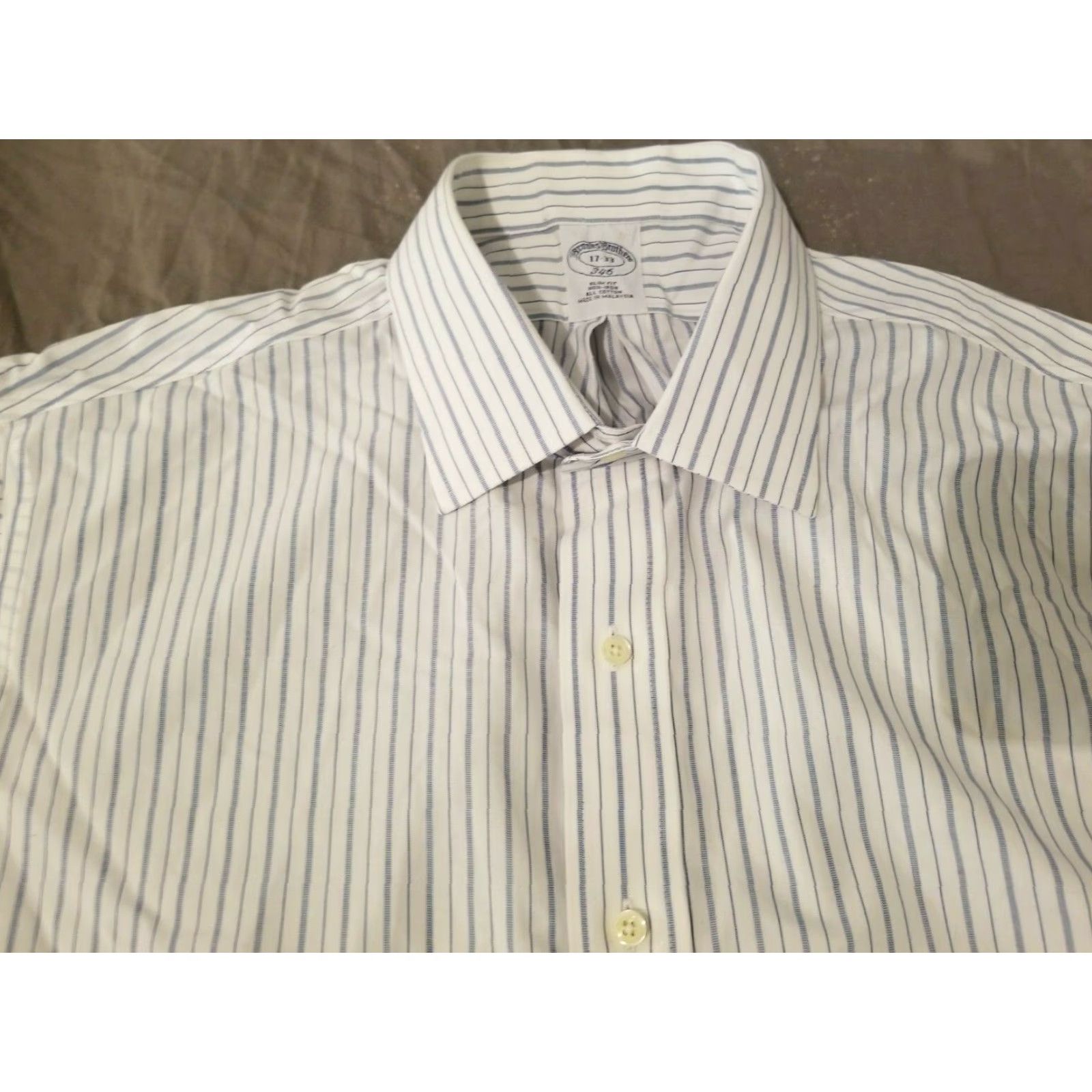 Brooks Brothers VINTAGE Brooks Brothers Dress Shirt 17 33 Slim White Button Cotton Mens Shirt Size 46R - 2 Thumbnail