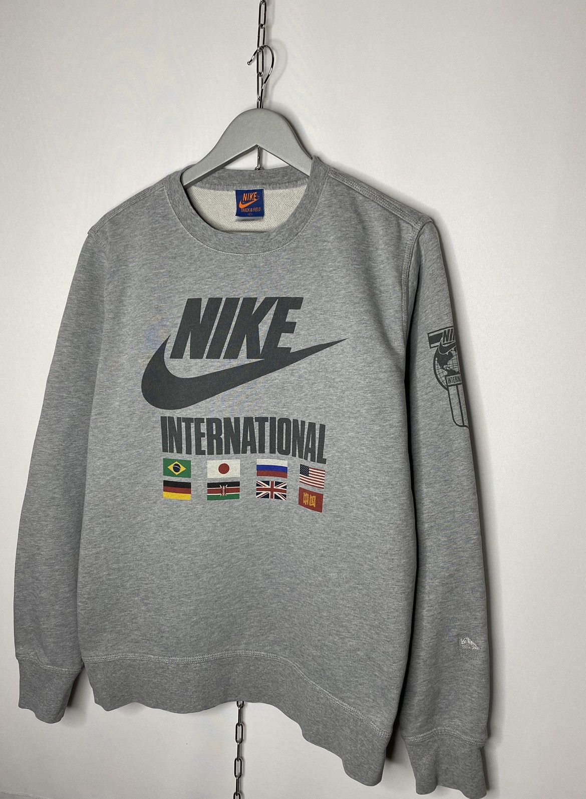 Nike × Vintage 🔥Men’s Rare Vintage Nike Flags International Sweatshirt 🔥 Size US L / EU 52-54 / 3 - 2 Thumbnail