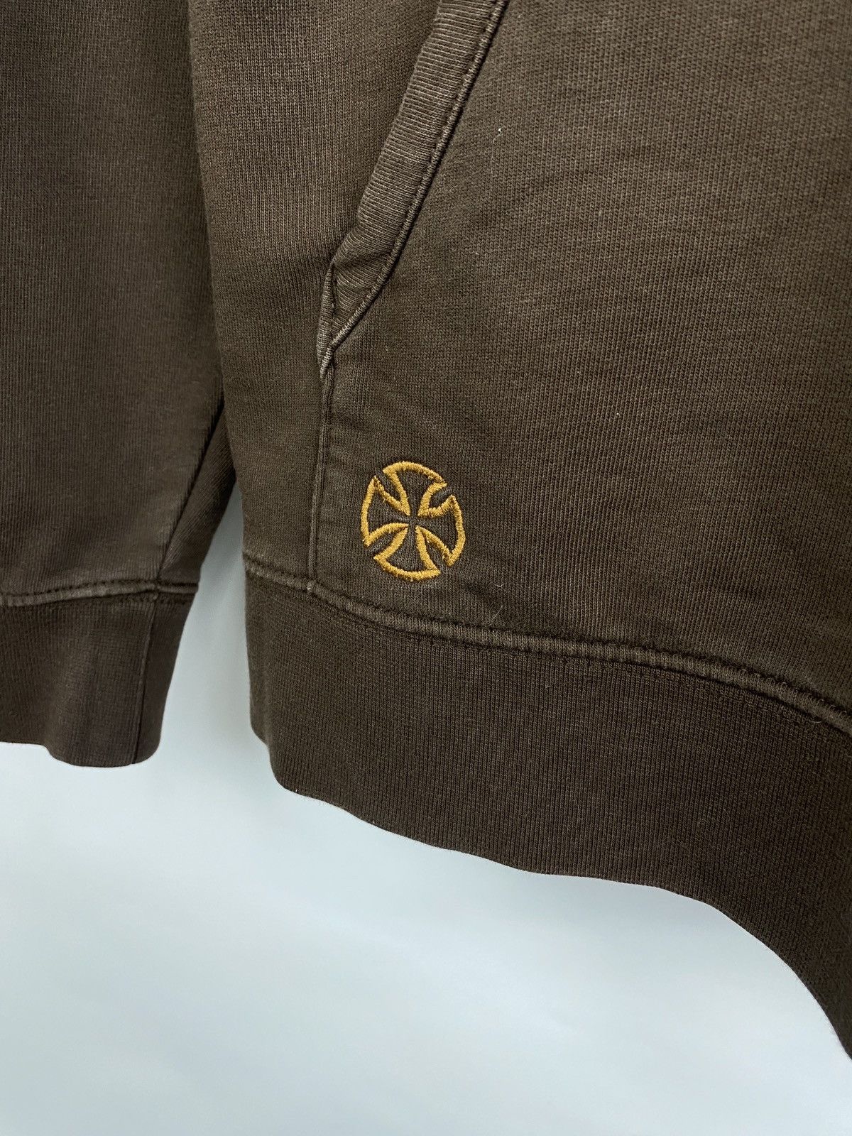 Independent Truck Co. × Vans 🇺🇸 Vintage Independent Vans Brown Big Logo Hoodie Y2K Rare Size US S / EU 44-46 / 1 - 9 Thumbnail