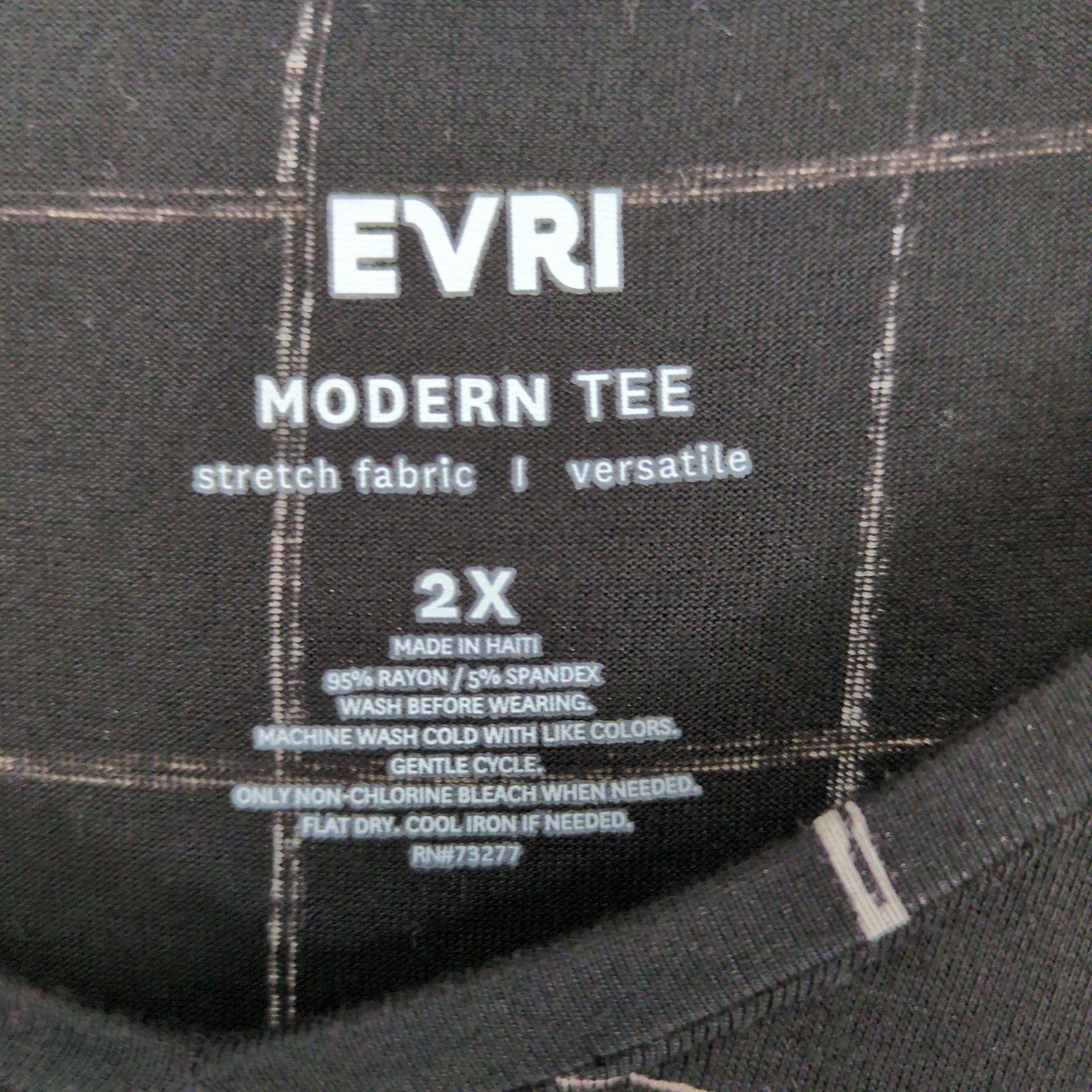 Other Evri Modern Tee Black Grid Top Women's Plus Size 2X Size XXL / US 16-18 / IT 52-54 - 2 Thumbnail