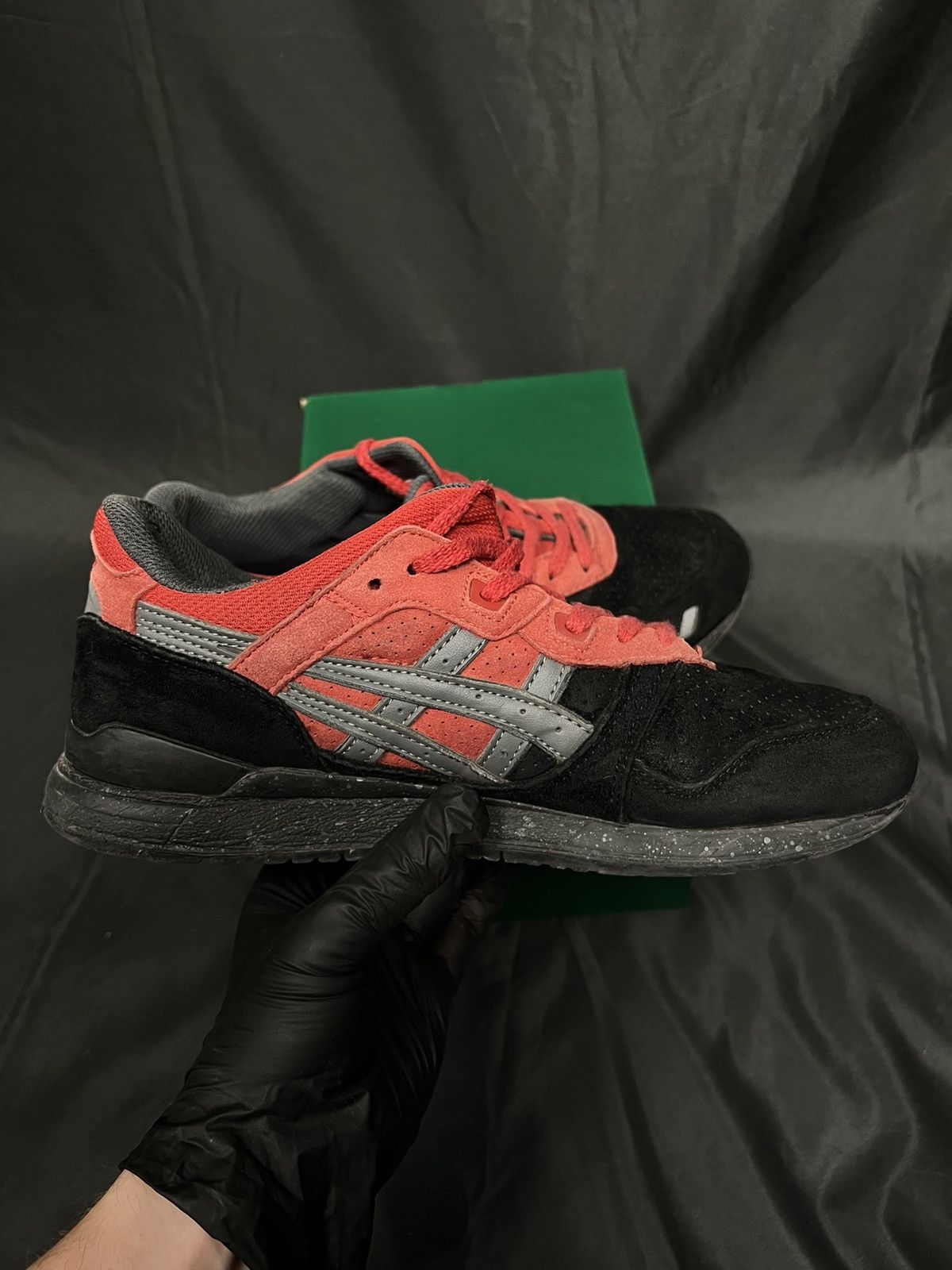 Asics × Japanese Brand Asics Gel Lyte 3 Christmas Pack Size US 10 / EU 43 - 1 Thumbnail