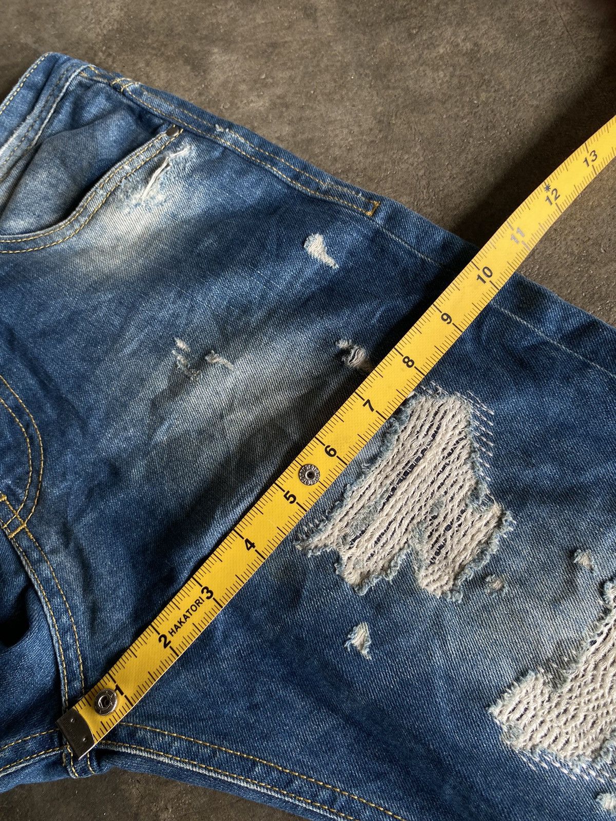 Diesel DIESEL RIPED DENIM PANTS Size 27" / US 4 / IT 40 - 22 Thumbnail