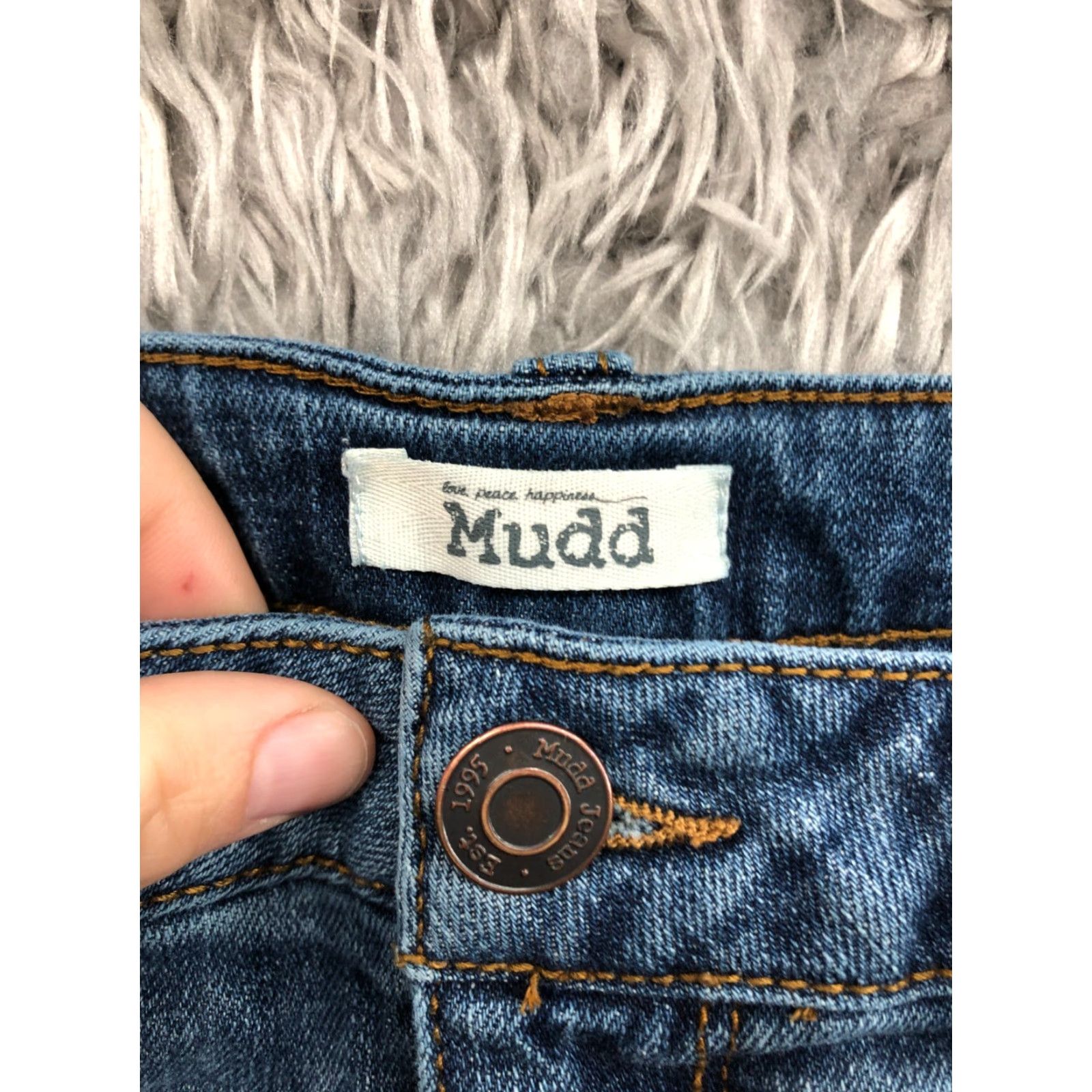 Vintage Mudd Juniors Size 7 Mid Rise Cut-Off Shorts Blue Denim Size 28" / US 6 / IT 42 - 6 Thumbnail