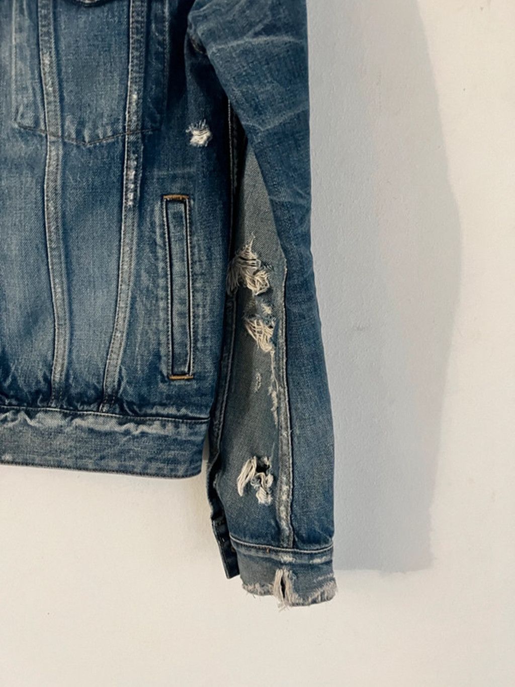 Saint Laurent Paris Distressed Denim Jacket Size US XS / EU 42 / 0 - 7 Thumbnail