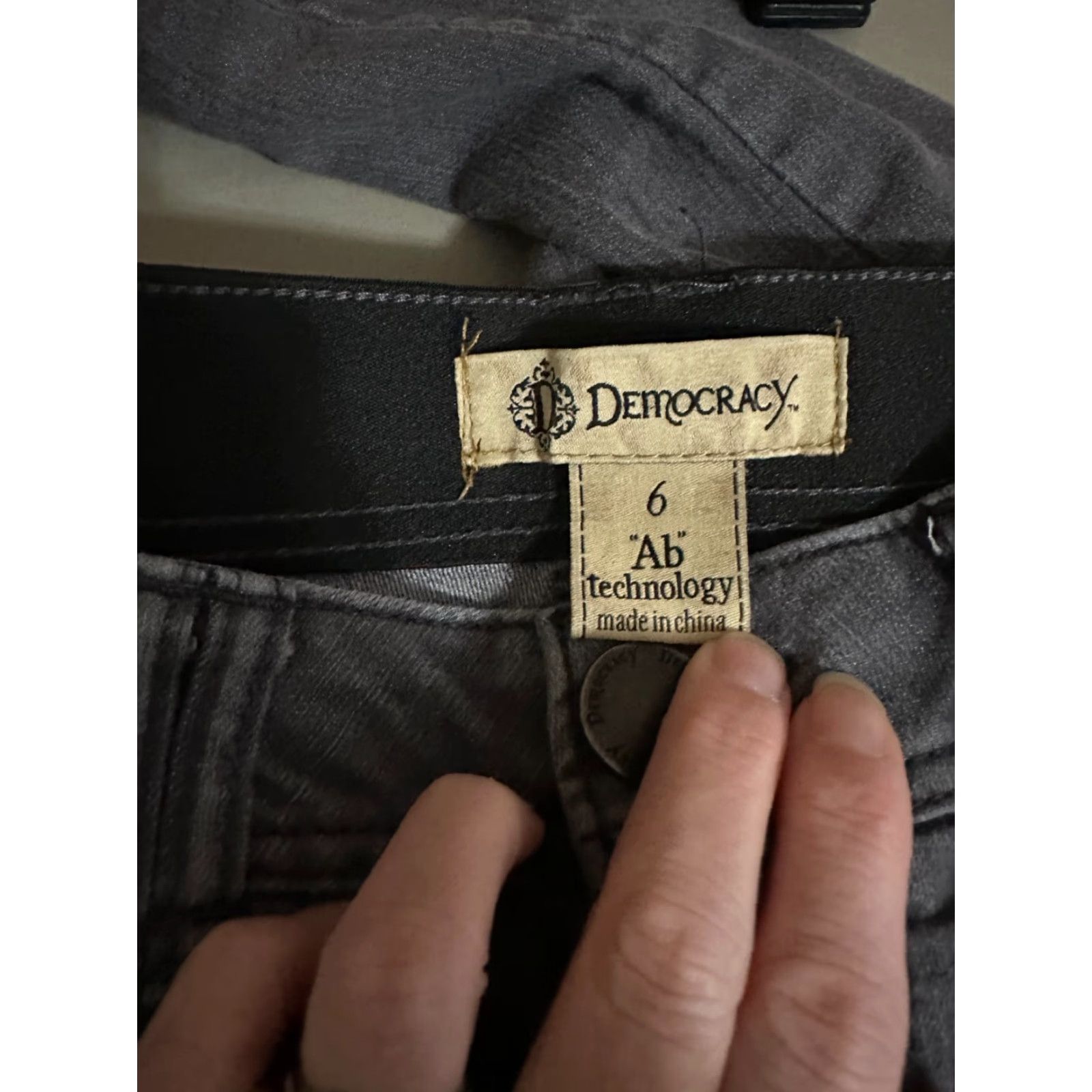 Vintage DEMOCRACY AB-Technology Jeans Size 6 Skinny-Faded Black Wash Women Jeans Skinny 5-Pocket Design Black Denim Satin/Stretch? Size 28" / US 6 / IT 42 - 3 Thumbnail