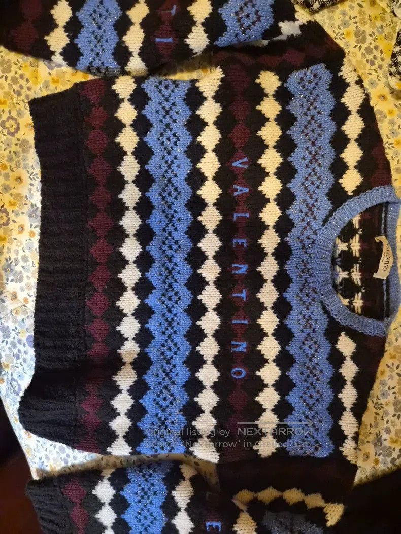 Valentino Valentino Heavy sweater Size S / US 4 / IT 40 - 1 Thumbnail