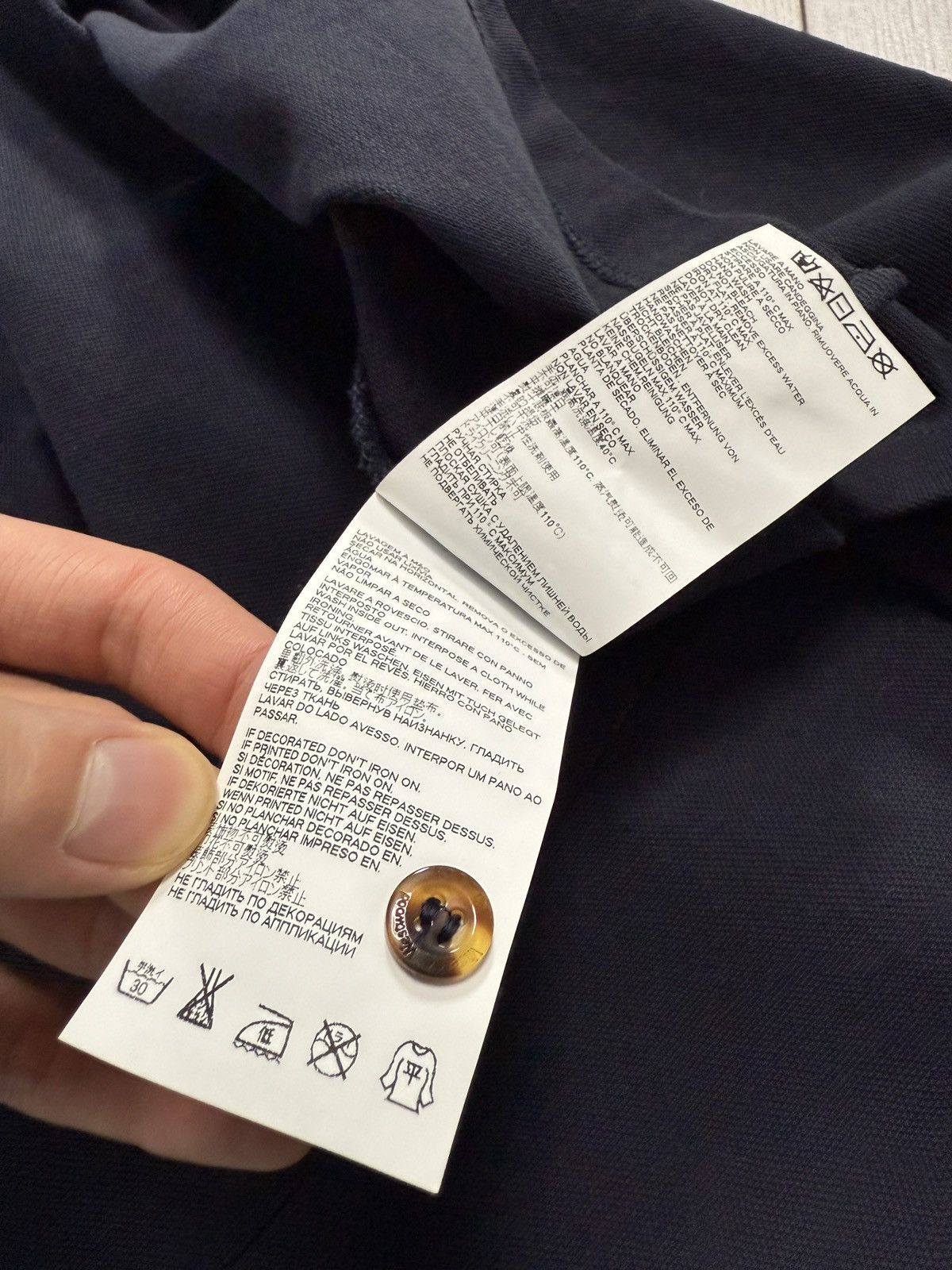 Vivienne Westwood Vivienne Westwood polo navy vintage size XL rare Size US XL / EU 56 / 4 - 4 Thumbnail