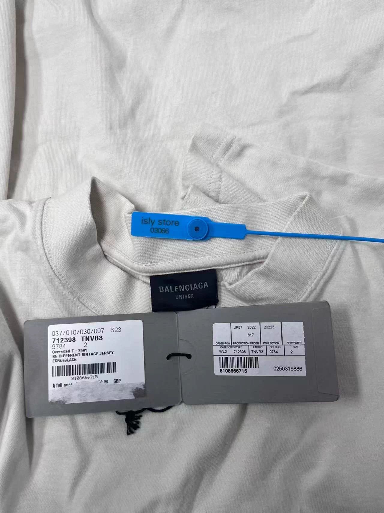 Balenciaga Balenciaga Be Different Logo Apple Print Oversized Tee White Size M / US 6-8 / IT 42-44 - 4 Thumbnail