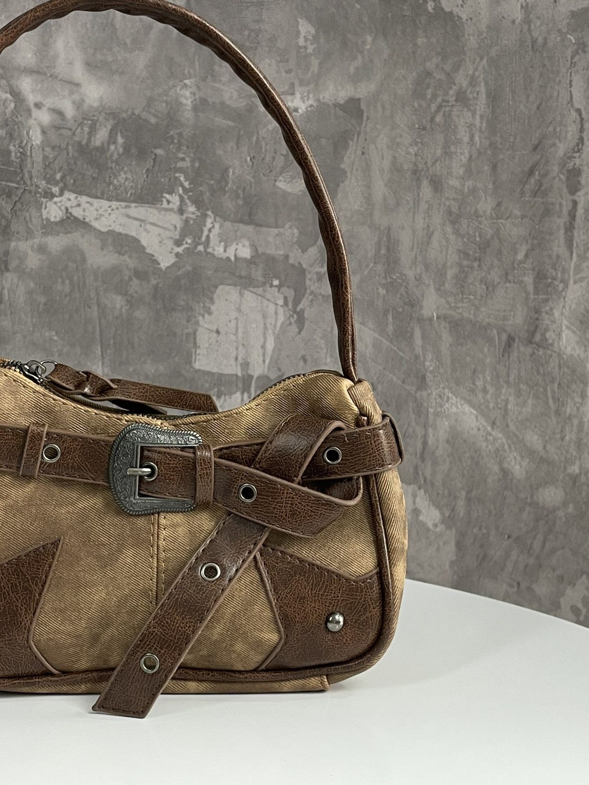 20471120 × Japanese Brand Y2K Vintage Faux Leather Glamour Bb Simons Style Bag Size ONE SIZE - 3 Thumbnail