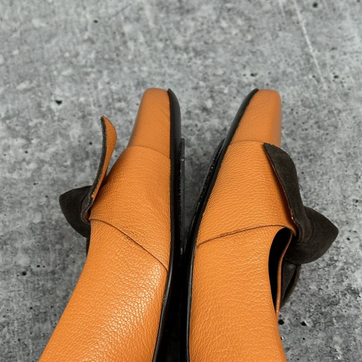 Miu Miu Vintage Miu Miu Bow Pointed Toe Leather Shoe Orange Sz 37 Size US 7 / IT 37 - 14 Thumbnail