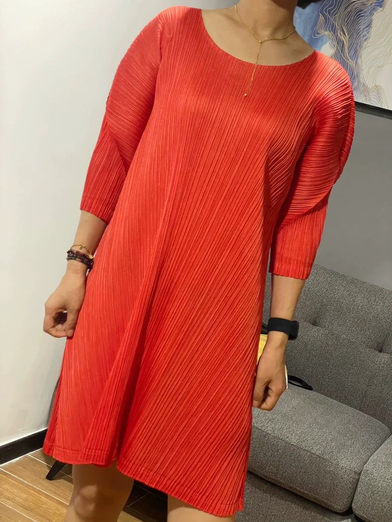 Issey Miyake Issey Miyake size:3 Orange-red pleated dress Size XS / US 0-2 / IT 36-38 - 2 Thumbnail