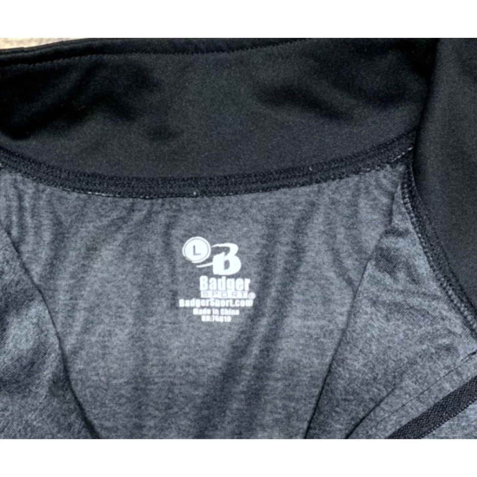 Vintage Badger Sport 1/4 Zip Pullover Shirt Mens Large Black Gray Active Lightweight Casual Sportswear Size US L / EU 52-54 / 3 - 2 Thumbnail