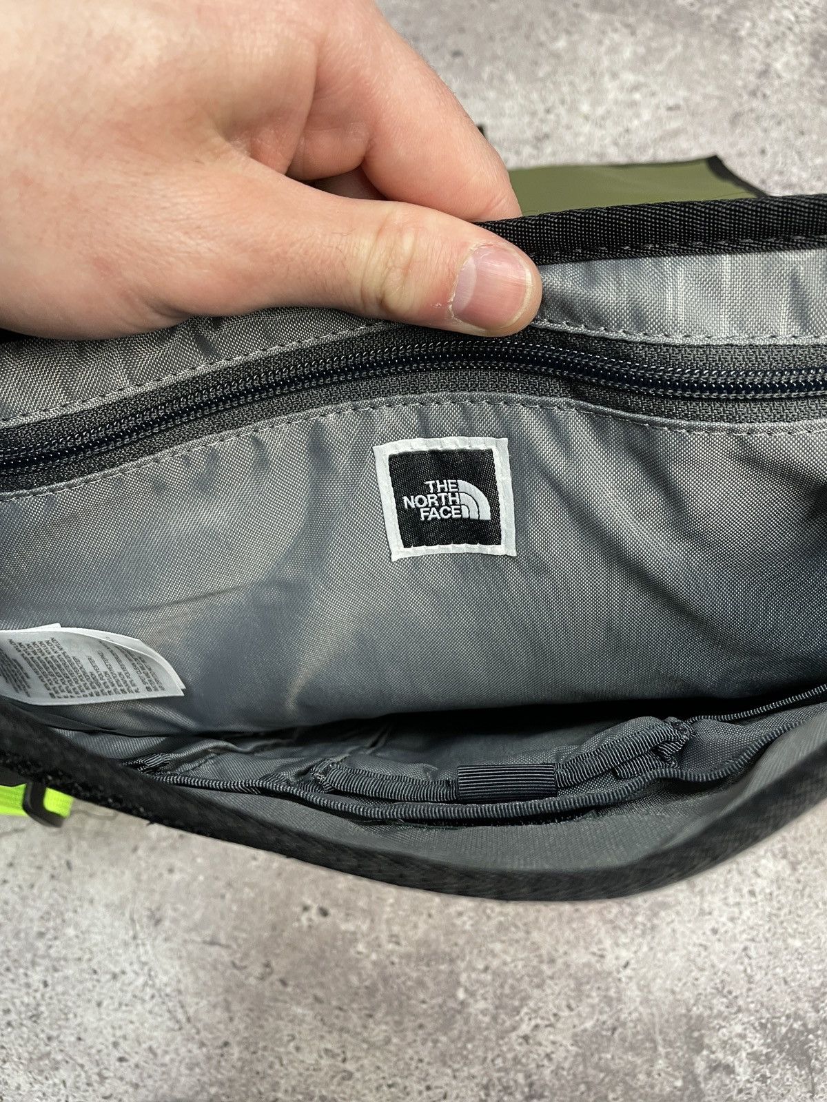 The North Face Vintage The North Face Messenger Bag 00s Sling Bag Drill Size ONE SIZE - 10 Thumbnail