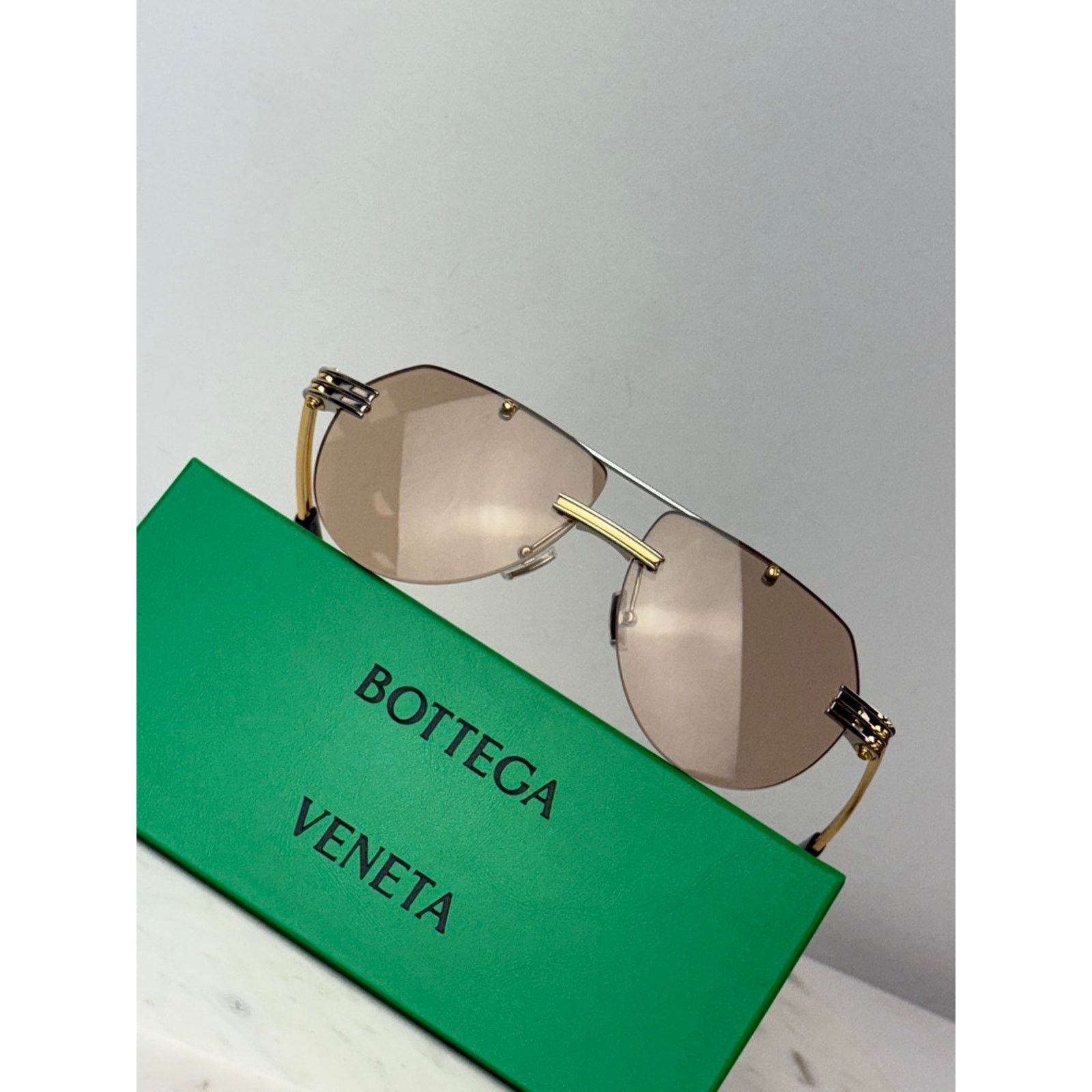 Bottega Veneta NEW Bottega Veneta BV1342S Two Toned Aviator Sunglasses $730 Size ONE SIZE - 5 Thumbnail
