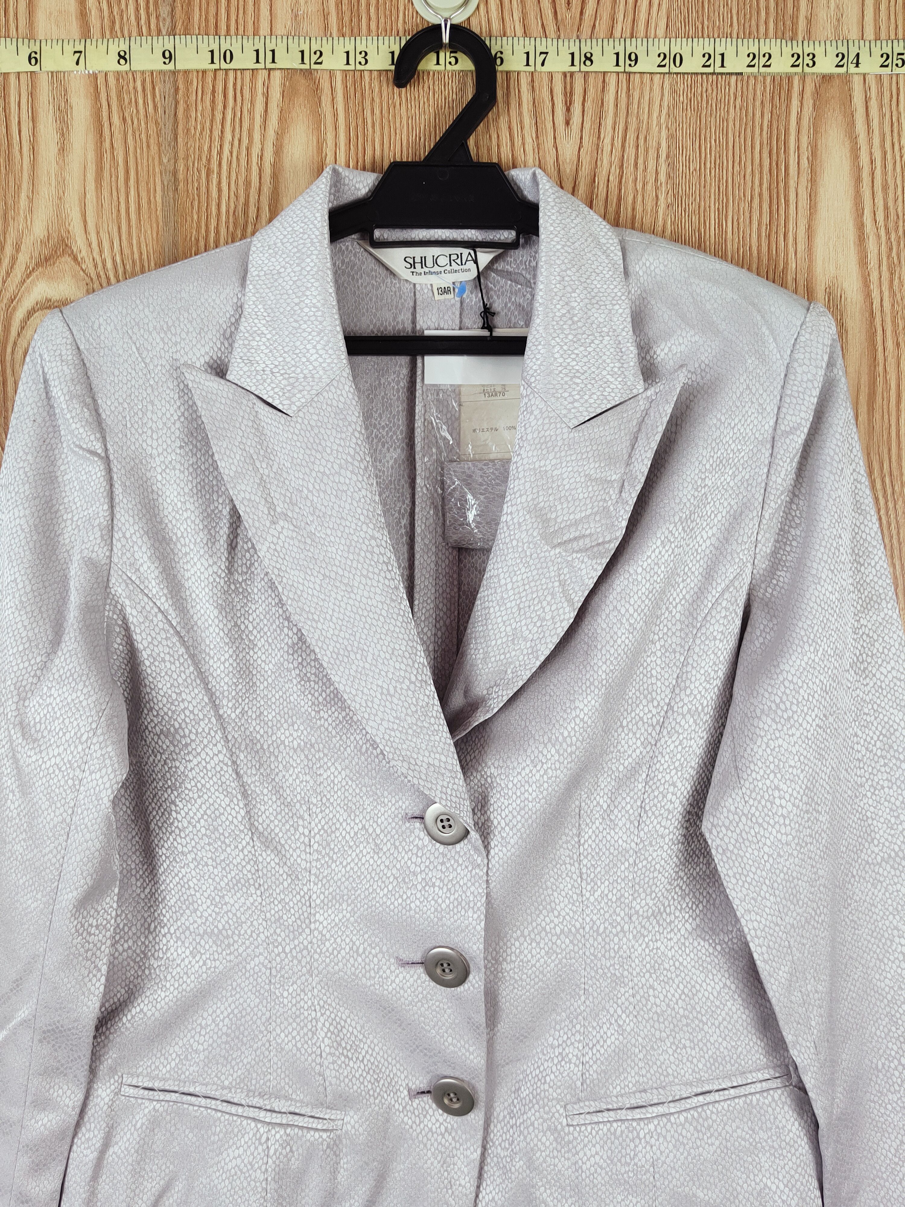 Japanese Brand × Vintage Vintage 💥 Avant-garde by Shucria Silver Blazers Size S / US 4 / IT 40 - 2 Thumbnail