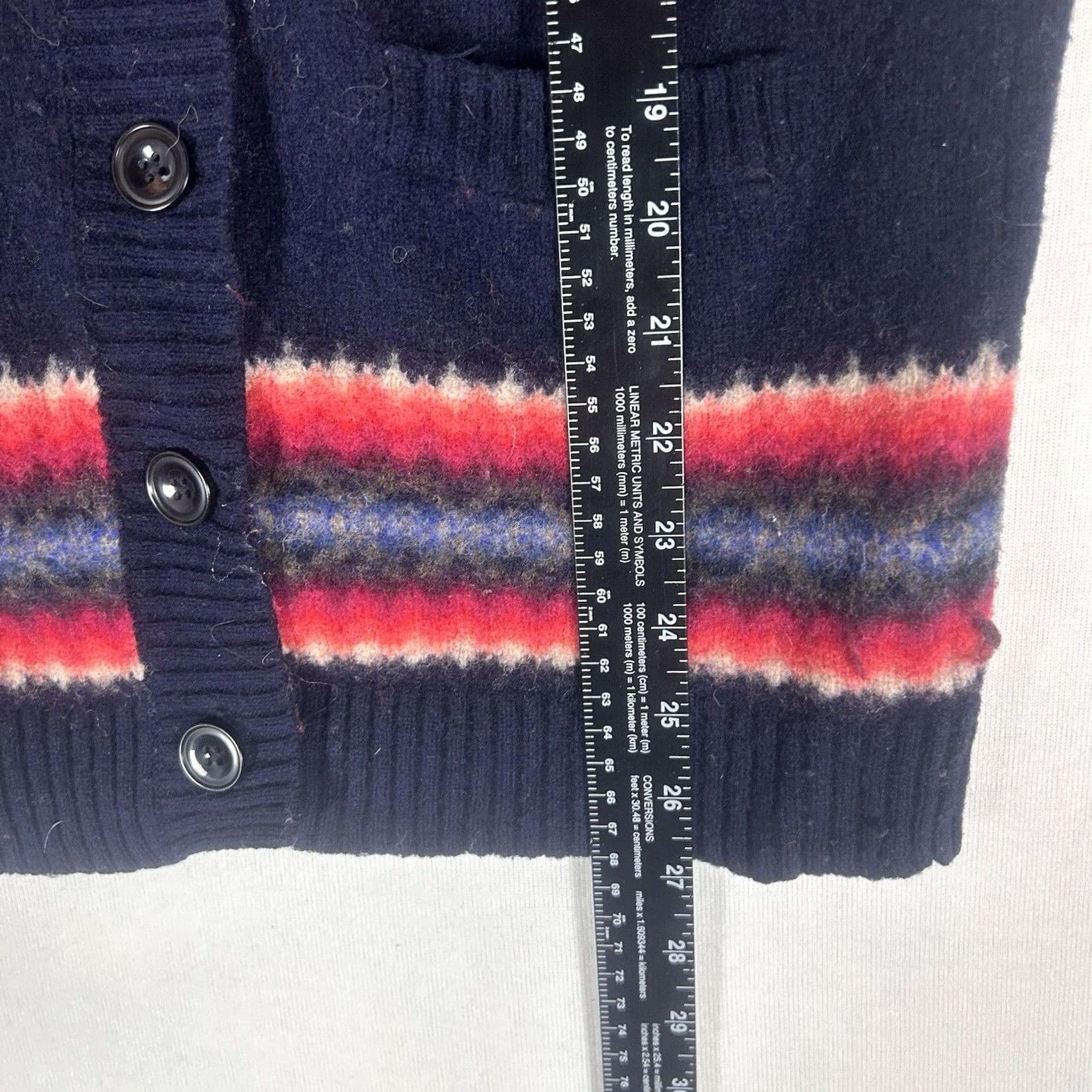 Gap VINTAGE Gap Cardigan Sweater Womens Small Long Sleeve Button Down Blue Aztec Style Knit Size S / US 4 / IT 40 - 7 Thumbnail
