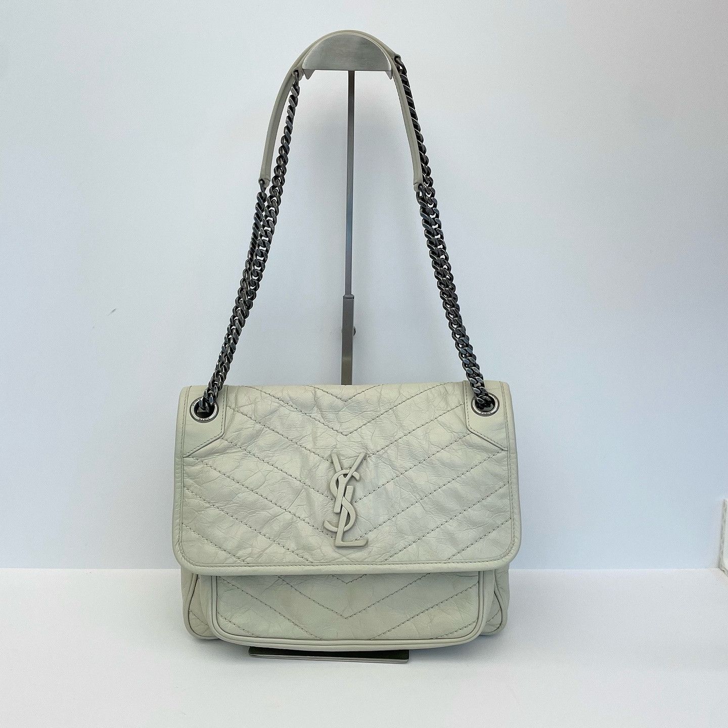 Saint Laurent Paris Saint Laurent Niki Quilted Leather Chain Bag Size ONE SIZE - 1 Thumbnail
