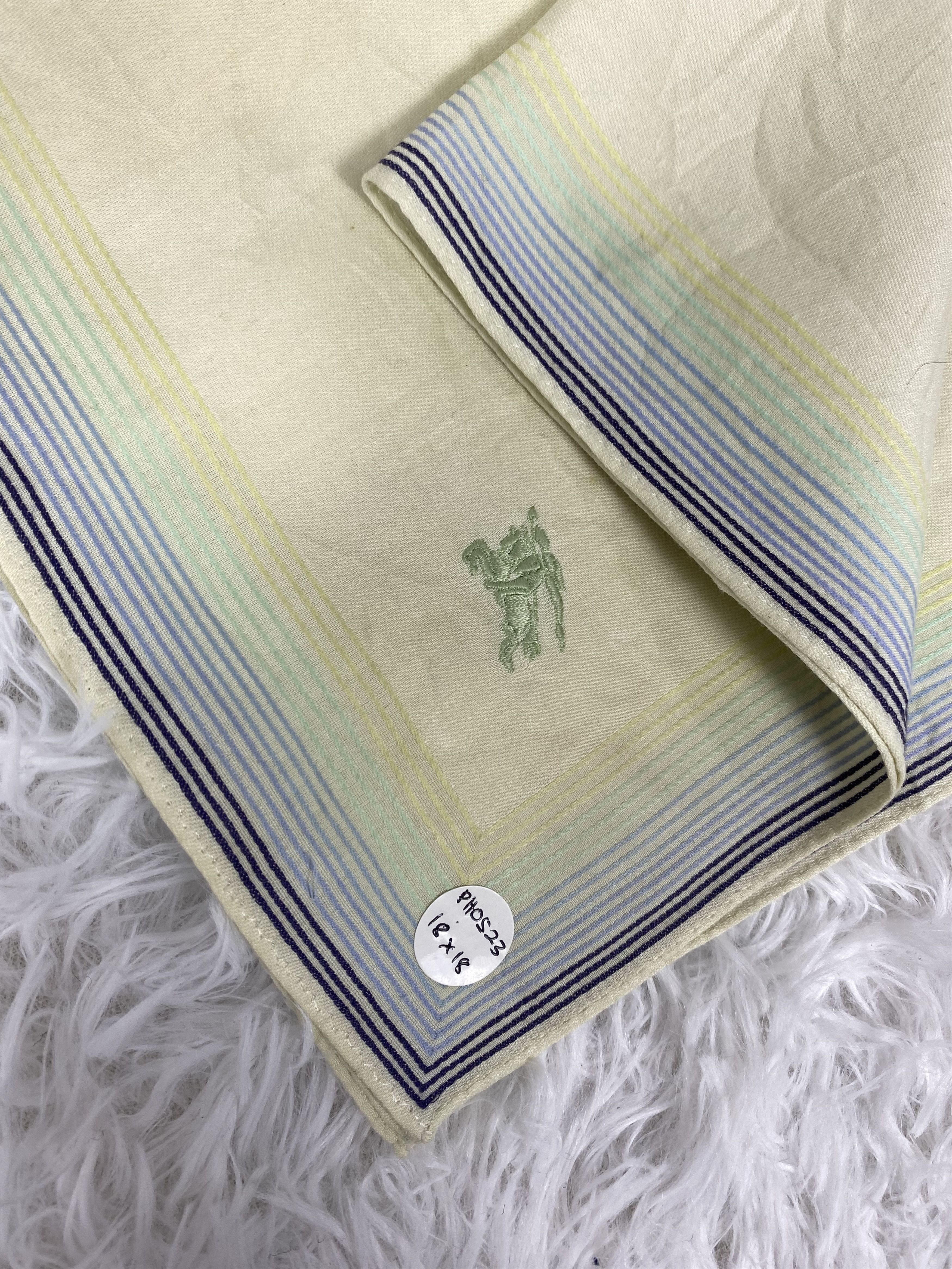 Burberry Vintage Burberry Handkerchief Neckerchief PH0523 Size ONE SIZE - 2 Thumbnail