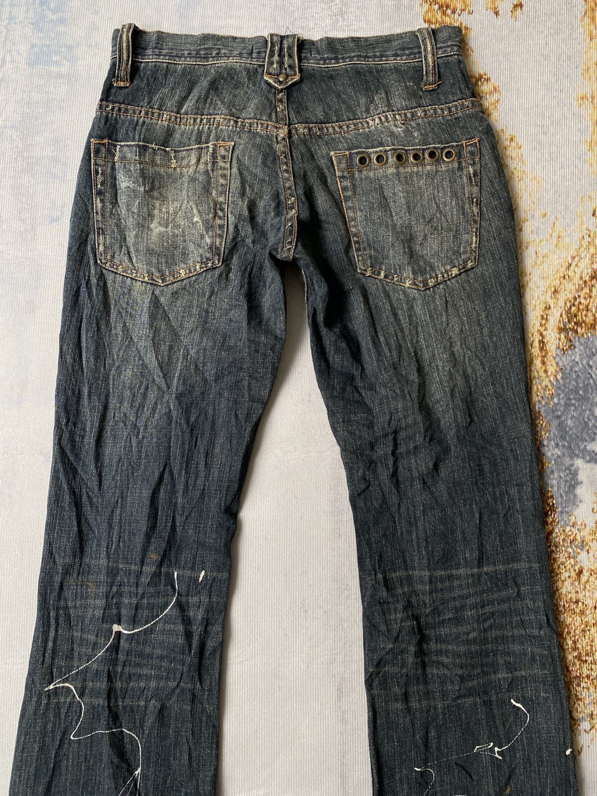 If Six Was Nine Japanese Brand Root Three Claw Marks Flare Distressed Denim Size US 29 - 11 Thumbnail