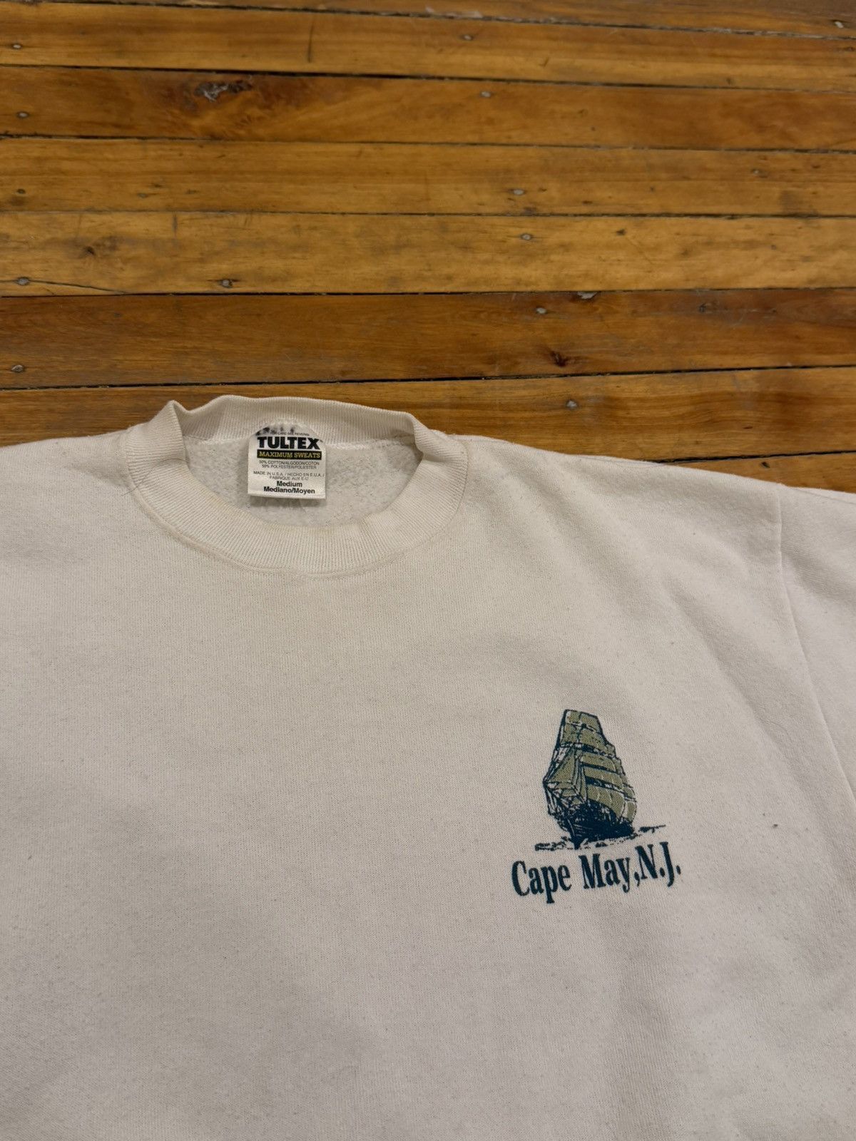 Vintage Vintage Tultex Cape May New Jersey White Crewneck Sweatshirt Size US M / EU 48-50 / 2 - 1 Thumbnail