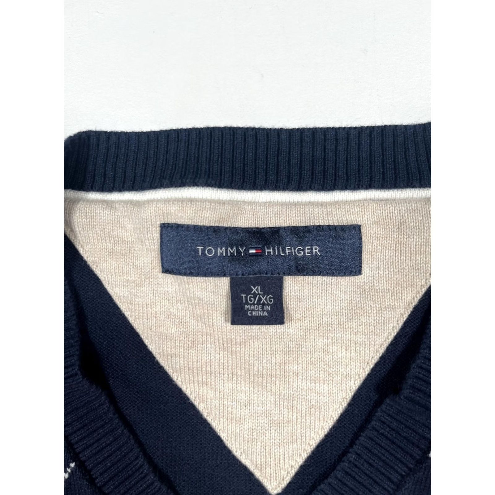 Tommy Hilfiger Tommy Hilfiger Sweater Mens XL Navy Blue Argyle V-Neck Cotton Knit Pullover Size US XL / EU 56 / 4 - 3 Thumbnail