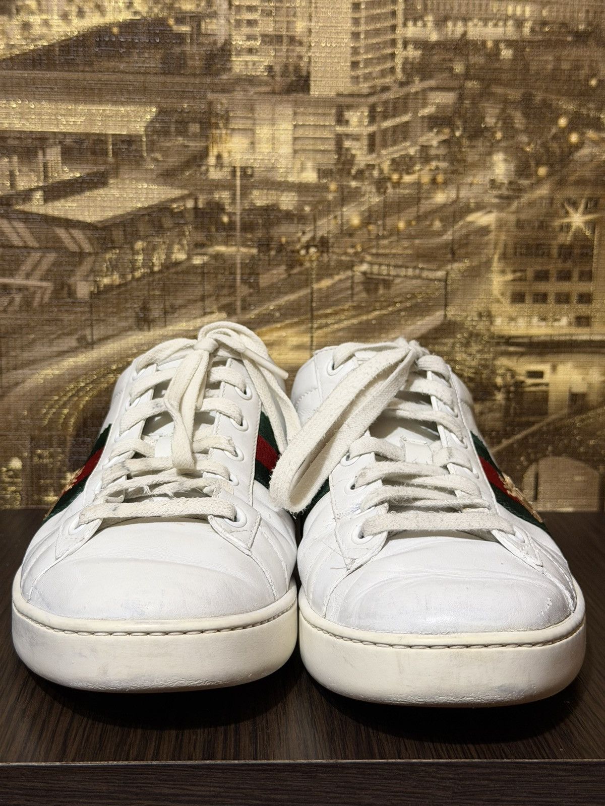 Gucci Gucci ACE Sneaker Embroidered Bees White Leather Gold Women Size US 8.5 / IT 38.5 - 5 Thumbnail