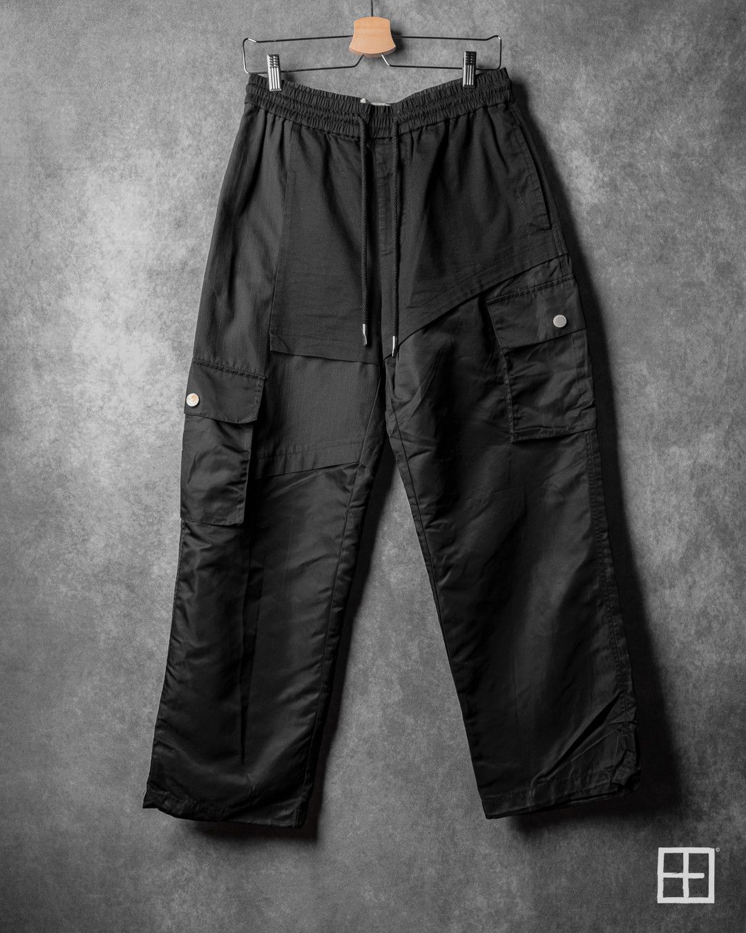 Feng Chen Wang Feng Chen Wang Asymmetric Patchwork Cargo Pants Size US 32 / EU 48 - 3 Thumbnail