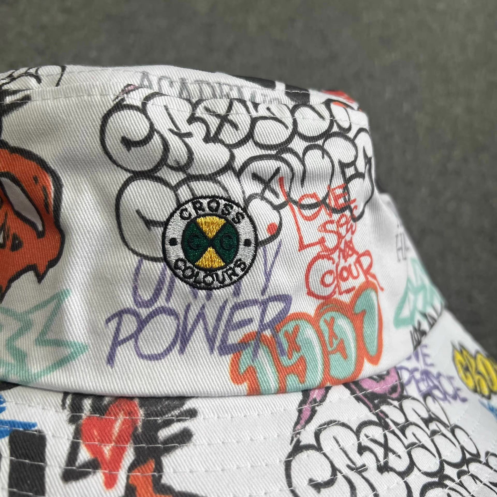 Cross Colours CrossColoursstreet styleall-overprintgraffiti bucket hat Q7 Size ONE SIZE - 2 Thumbnail