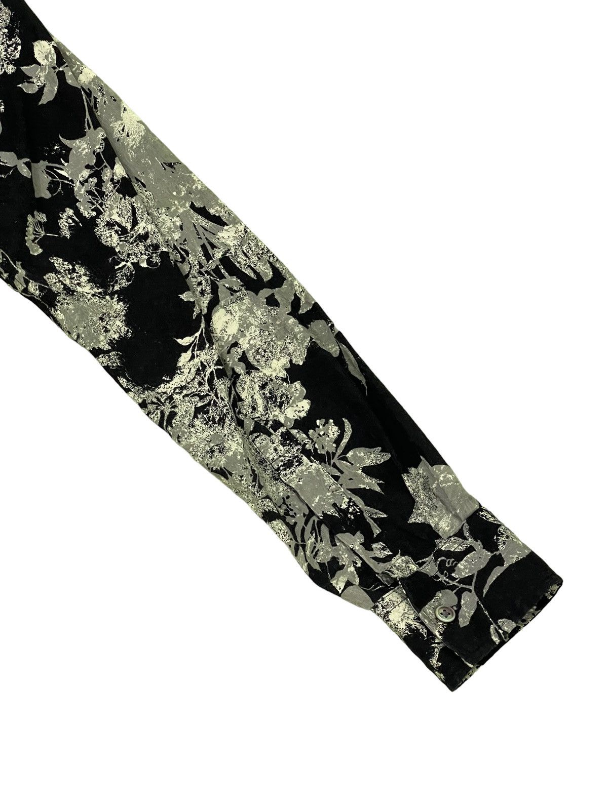 Tornado Mart Florals Shirt Tornado Mart Slim 5🟩6 Size US S / EU 44-46 / 1 - 13 Thumbnail