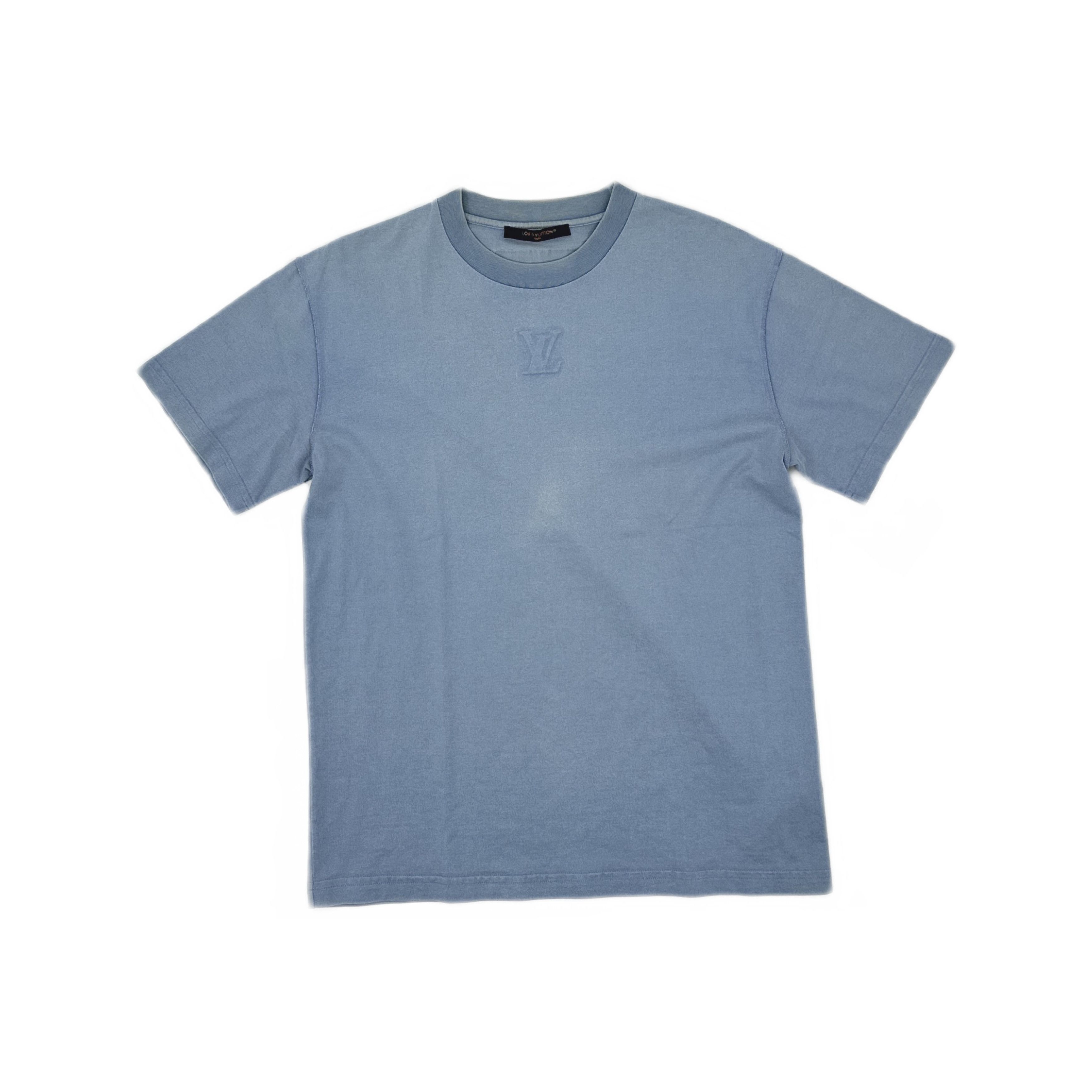 Louis Vuitton Louis Vuitton Embossed Logo T-Shirt Size S Size US S / EU 44-46 / 1 - 1 Thumbnail