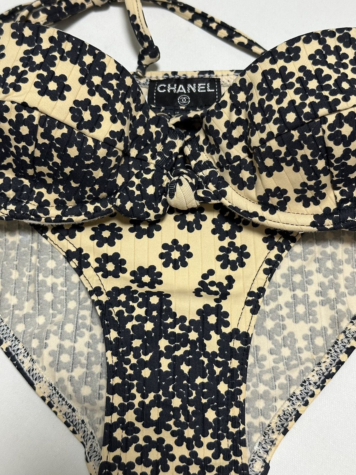 Chanel CHANEL 2003 Floral Print Bikini Size XS / US 0-2 / IT 36-38 - 3 Thumbnail
