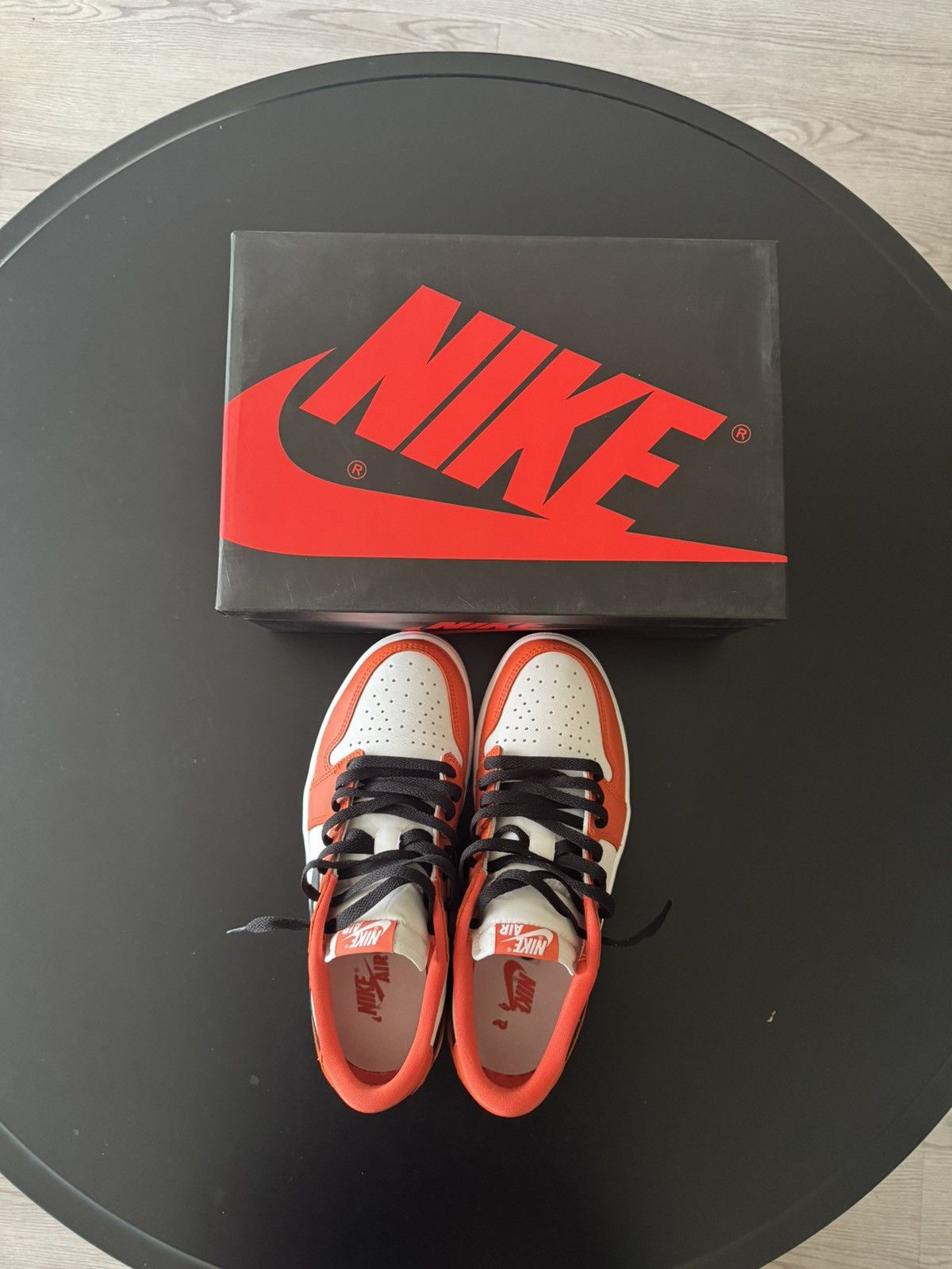 Nike Air Jordan Retro 1 ‘Starfish’ Size US 9 / EU 42 - 4 Thumbnail
