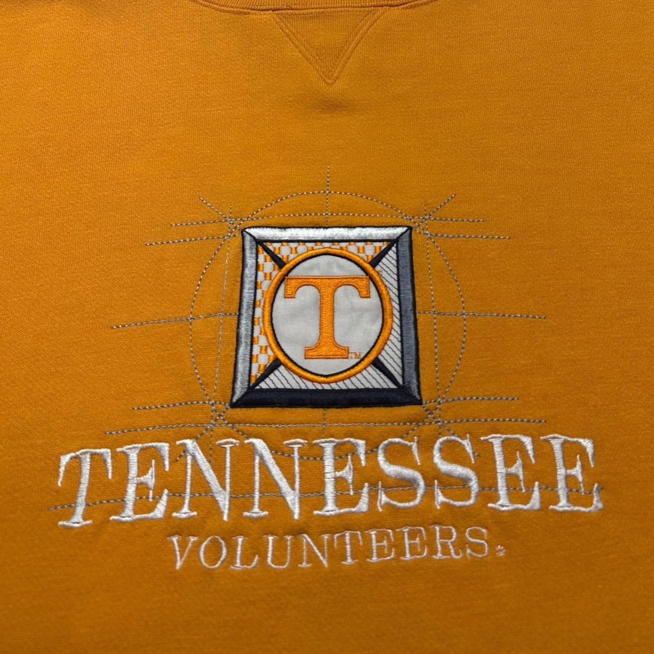 NCAA × Vintage Vintage Tennesee Volunteers Embroidered Crewneck Size US L / EU 52-54 / 3 - 3 Thumbnail