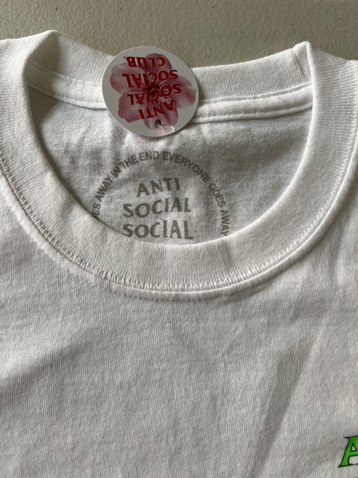 Anti Social Social Club Anti Social Social Club Berlín Tee Size US M / EU 48-50 / 2 - 7 Thumbnail