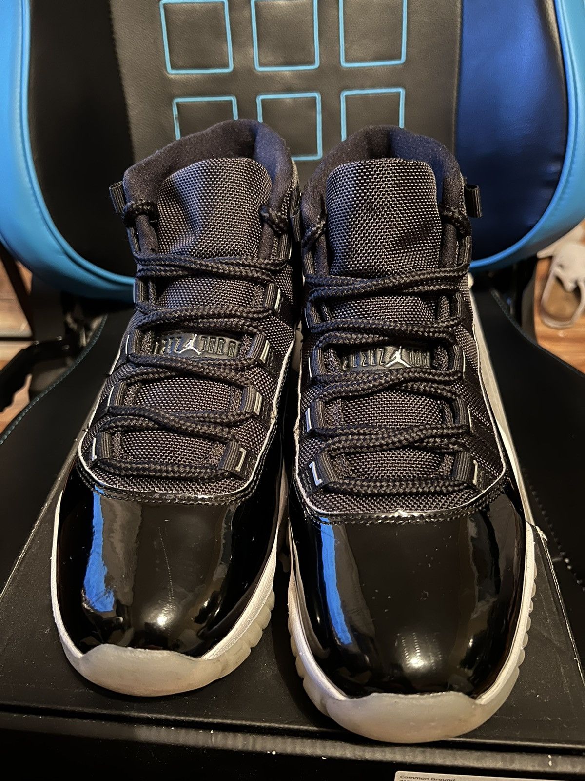 Jordan Brand × Nike Jordan 11 Jubilee (WMNS) Size US 7.5 / EU 40-41 - 5 Thumbnail