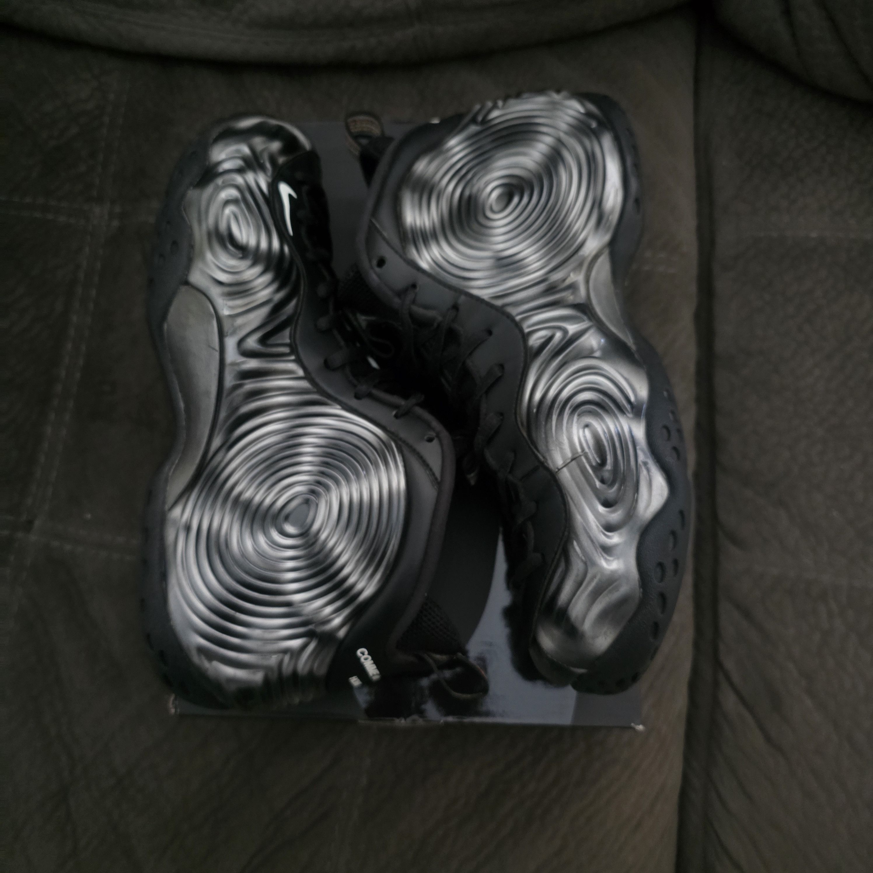 Comme des Garcons × Nike Nike CDG Foamposites in Silver Size US 9.5 / EU 42-43 - 6 Thumbnail