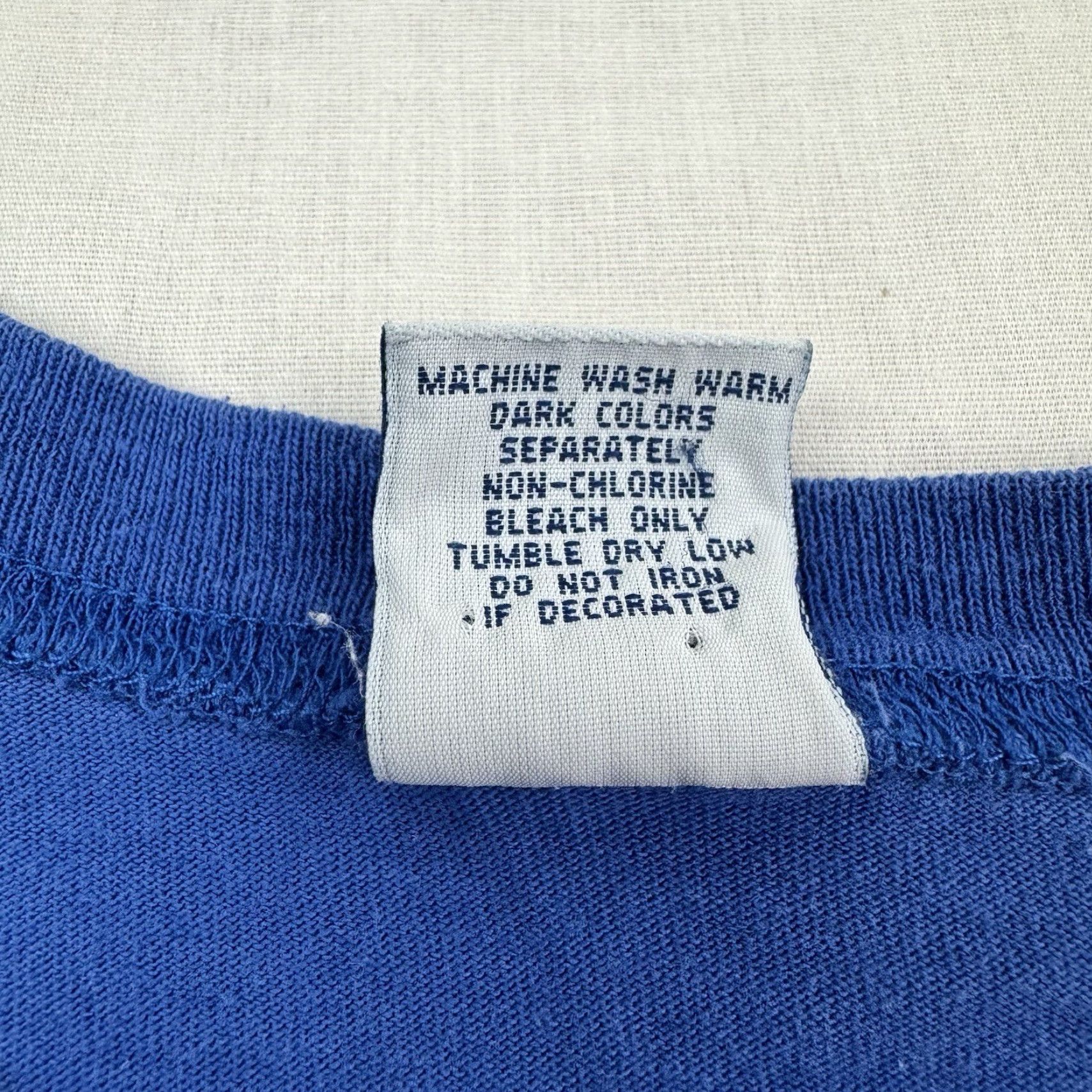 Old Navy VINTAGE Old Navy Long Sleeve T-Shirt Adult XL Blue Grunge 90s Mens Size US XL / EU 56 / 4 - 7 Thumbnail