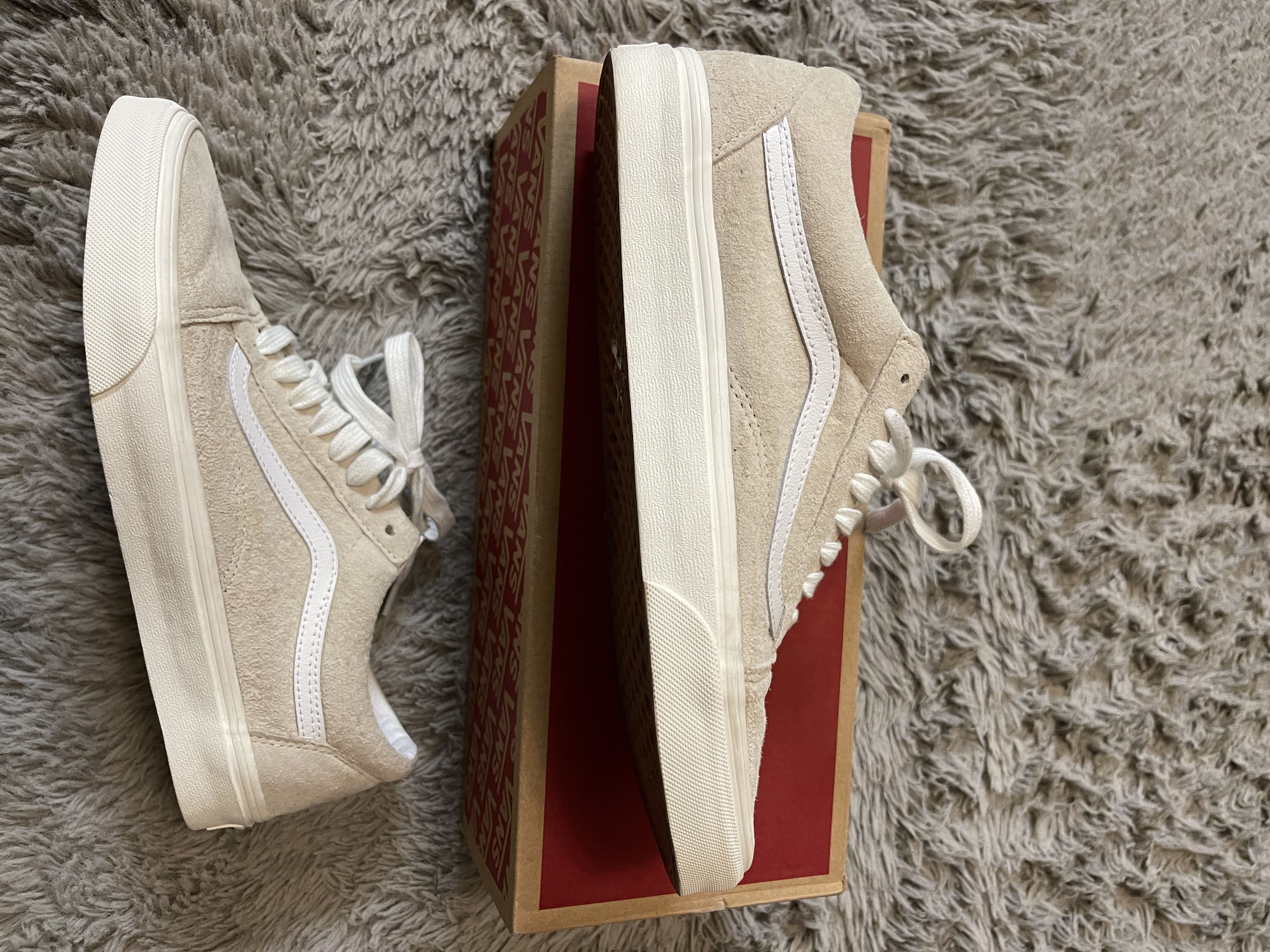 Vans Vans Old Skool Pig Suede Oatmeal Size US 10 / EU 43 - 5 Thumbnail