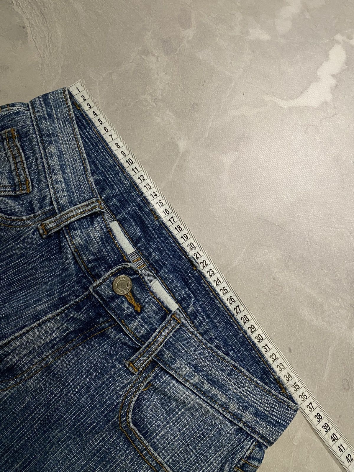 Vintage CRAZY Faded Avant Garde Washed Flared/Hysteric Glamour Style Size US 28 / EU 44 - 9 Thumbnail