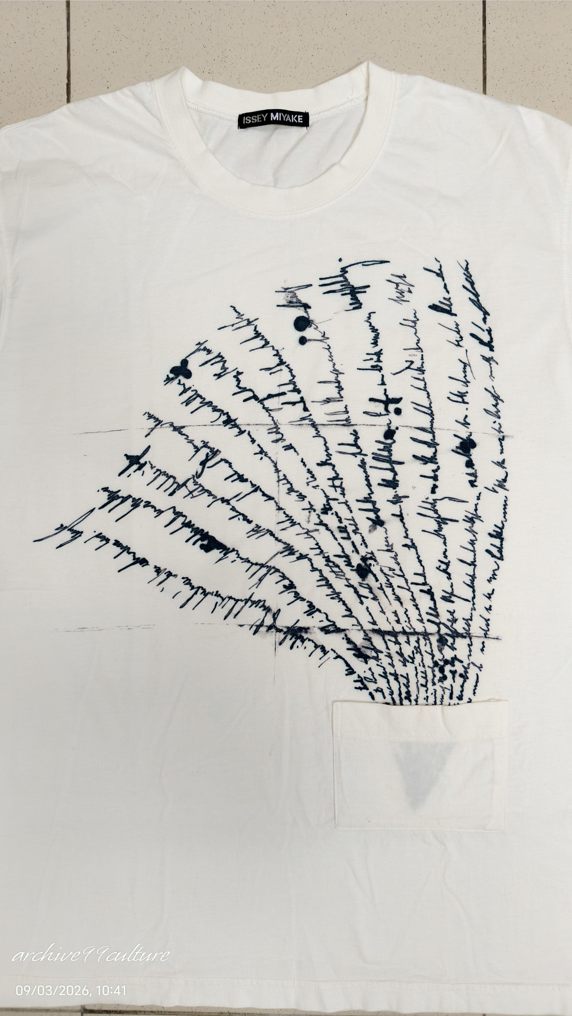 Issey Miyake ISSEY MIYAKE "Handwritten Script" Graphic Pocket Tee Archive Size US M / EU 48-50 / 2 - 6 Thumbnail